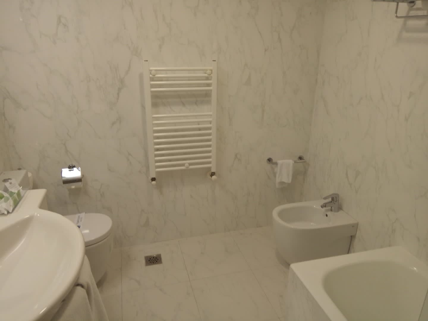 Hotel Carlton Rioja Ansicht 9