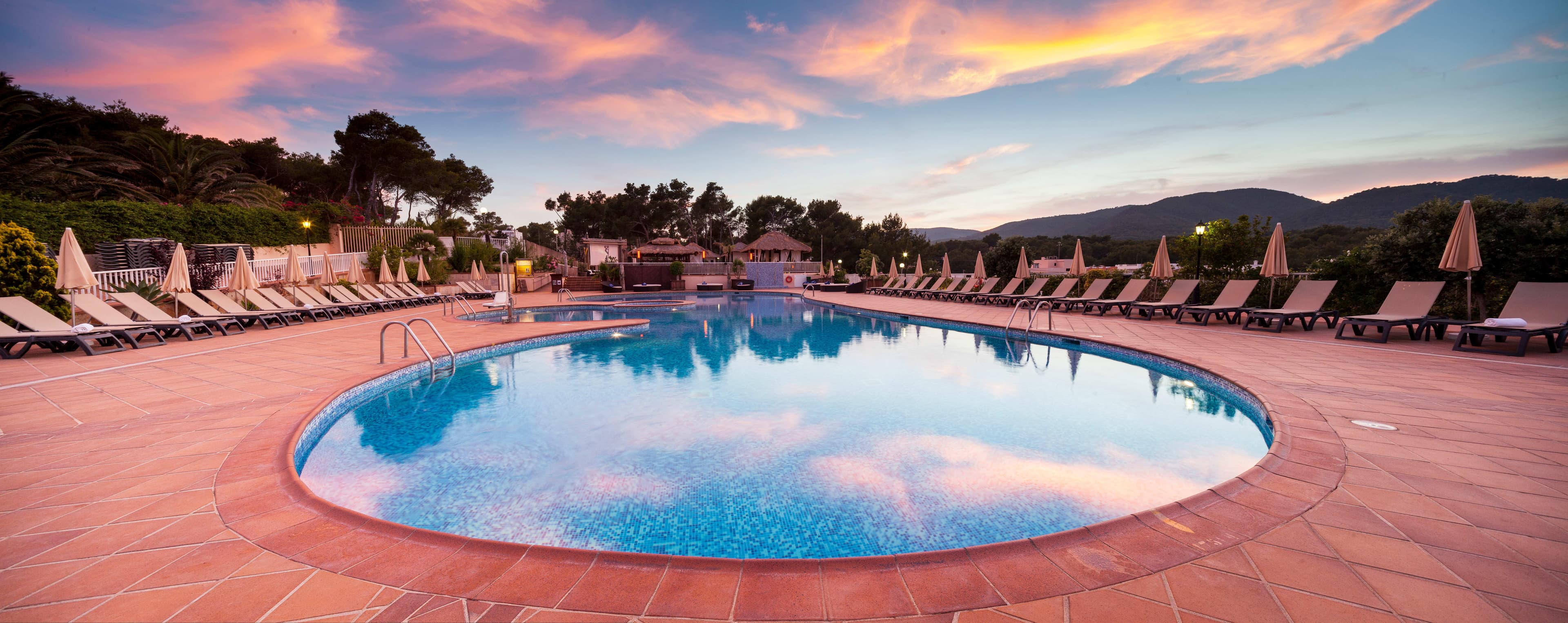 Invisa Hotel Club Cala Blanca Ansicht 8