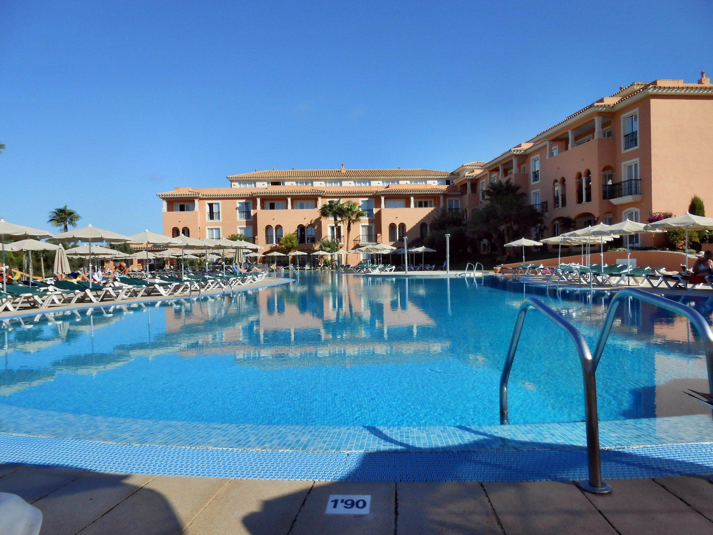 Grupotel Macarella Suites and Spa Ansicht 3