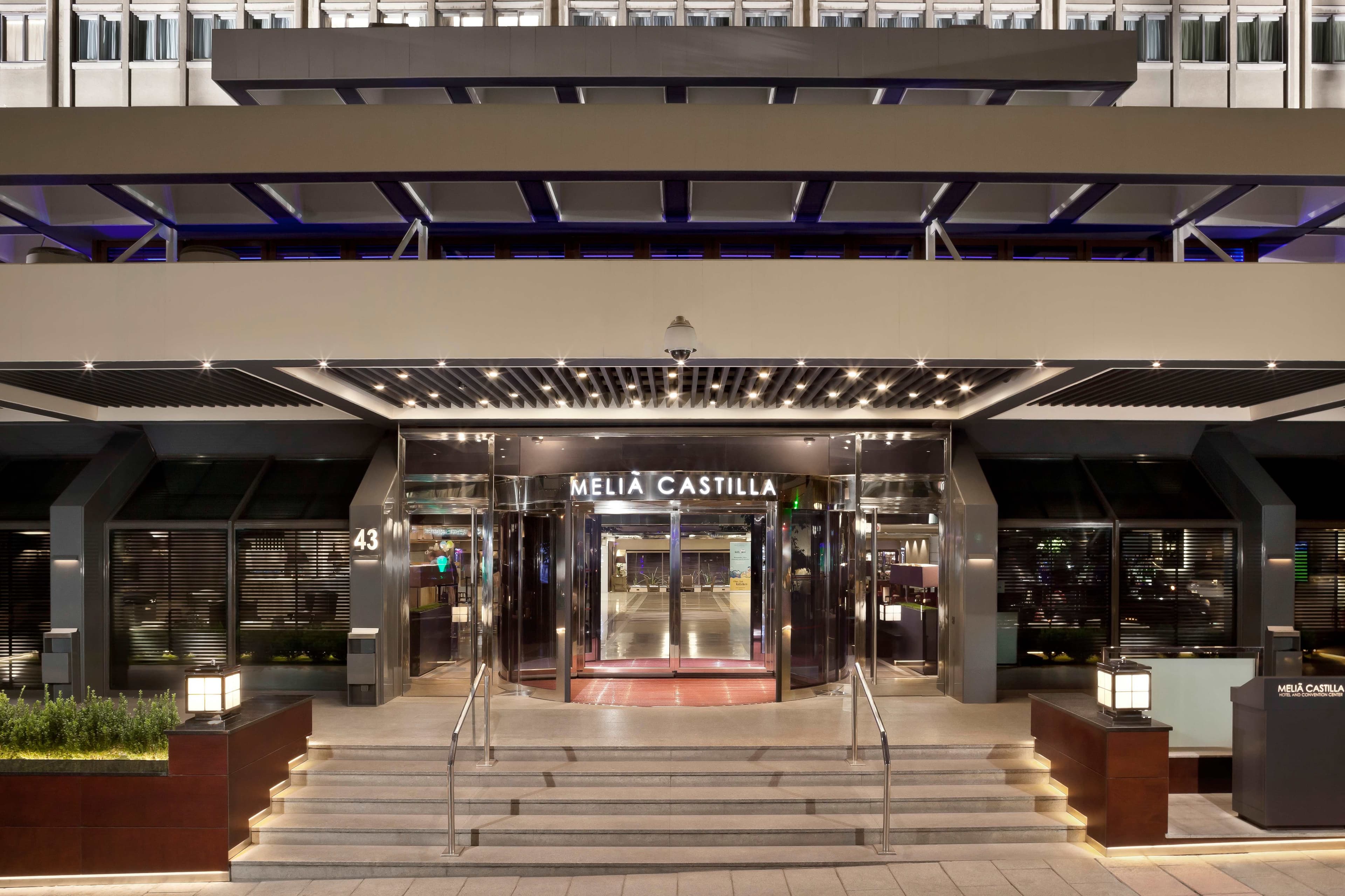 Hotel Melia Castilla Ansicht 3