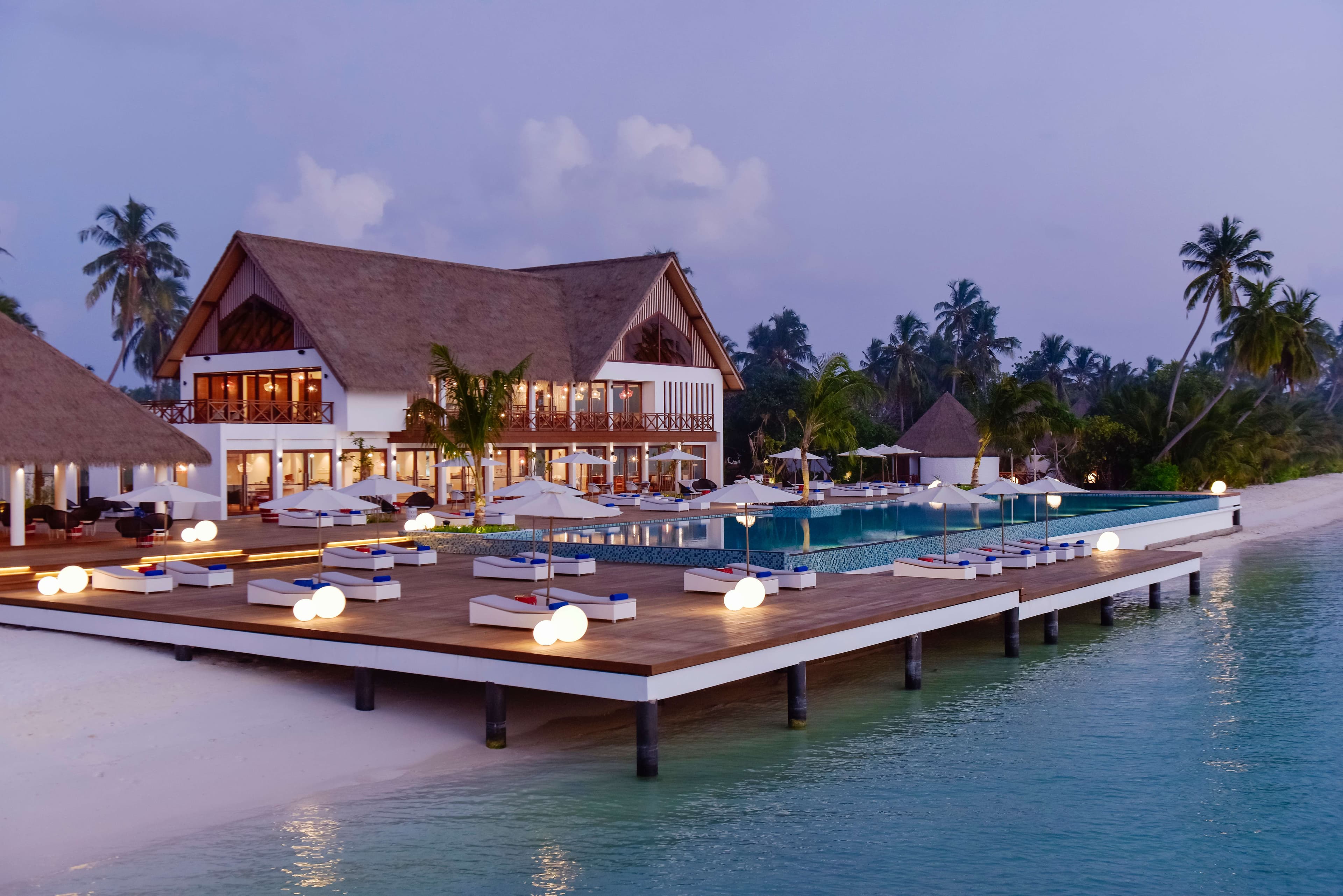 Mercure Maldives Kooddoo Resort Ansicht 10