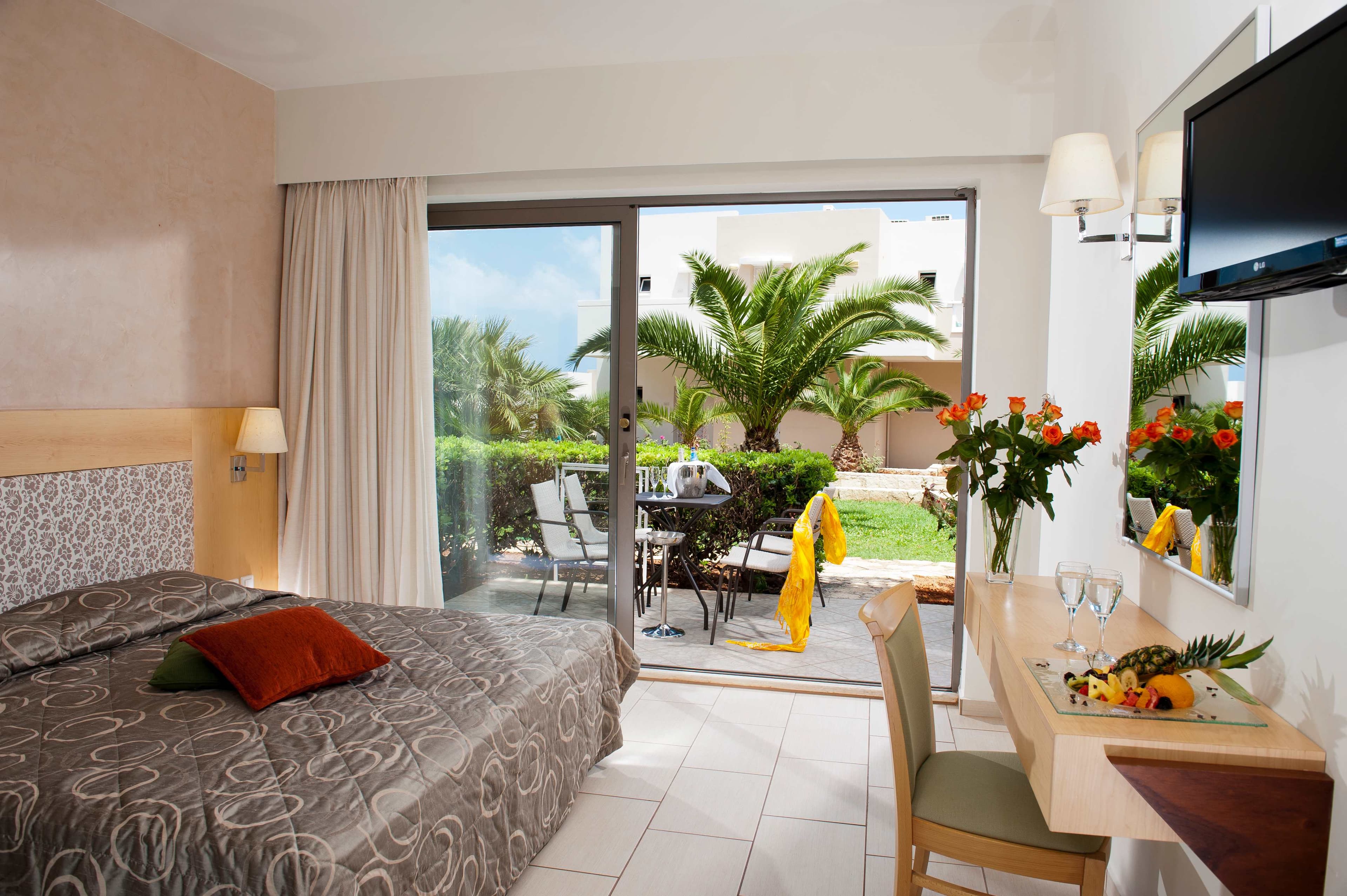 Grand Hotel Holiday Resort Ansicht 6