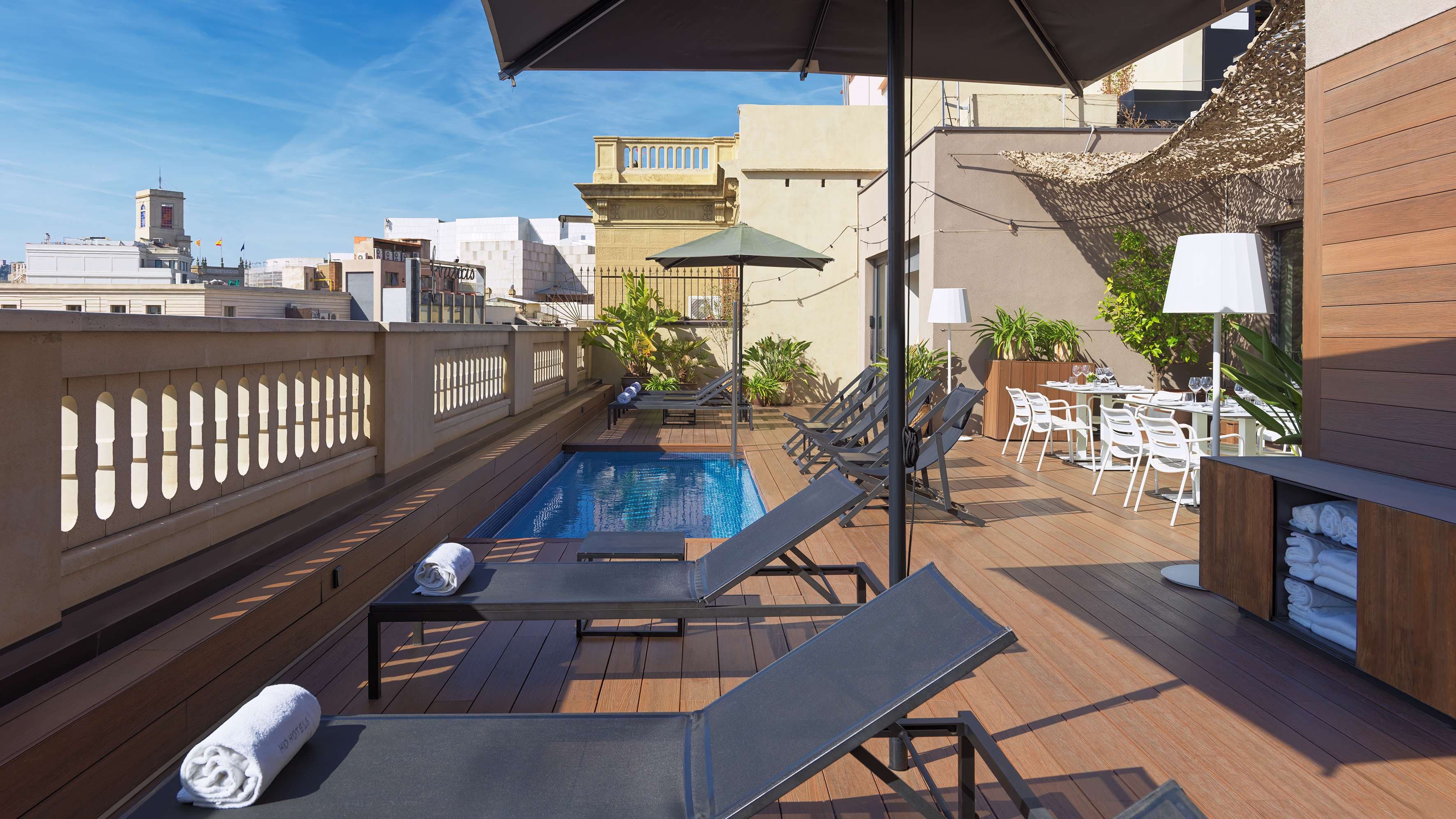 H10 Urquinaona Plaza Ansicht 7