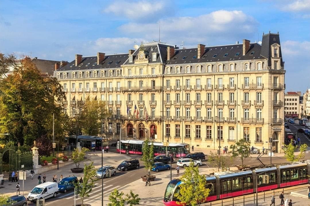Grand Hôtel La Cloche MGallery Collection