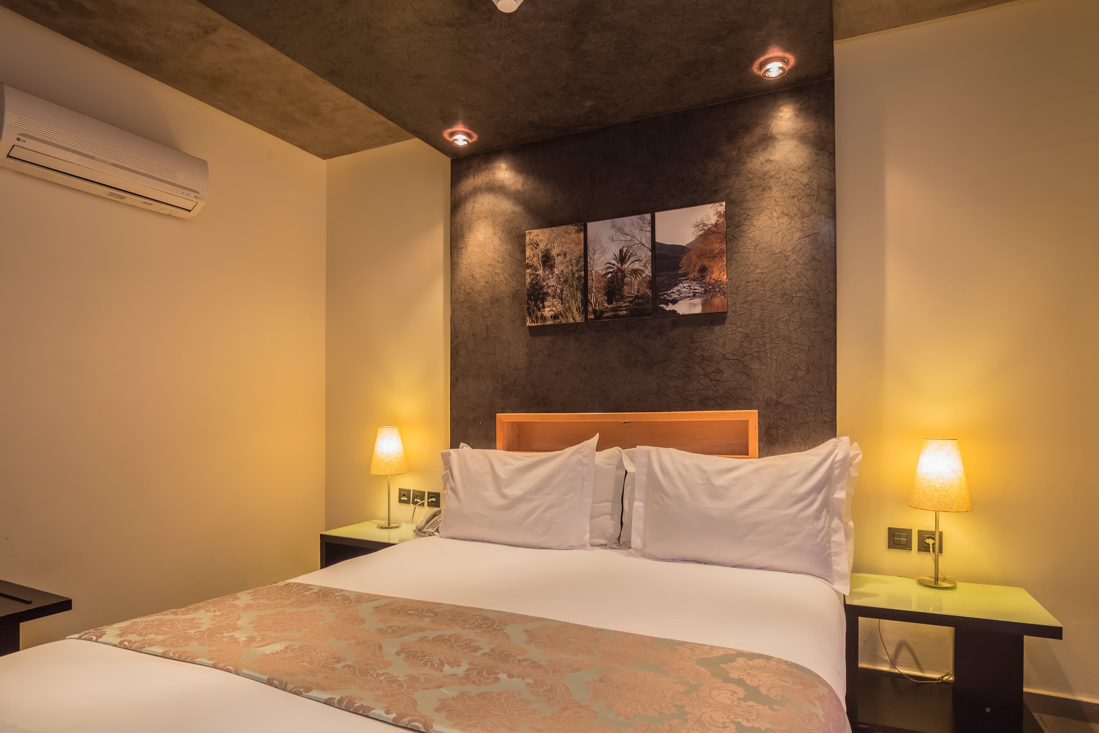 Hotel Dellarosa Suites & Spa Ansicht 2