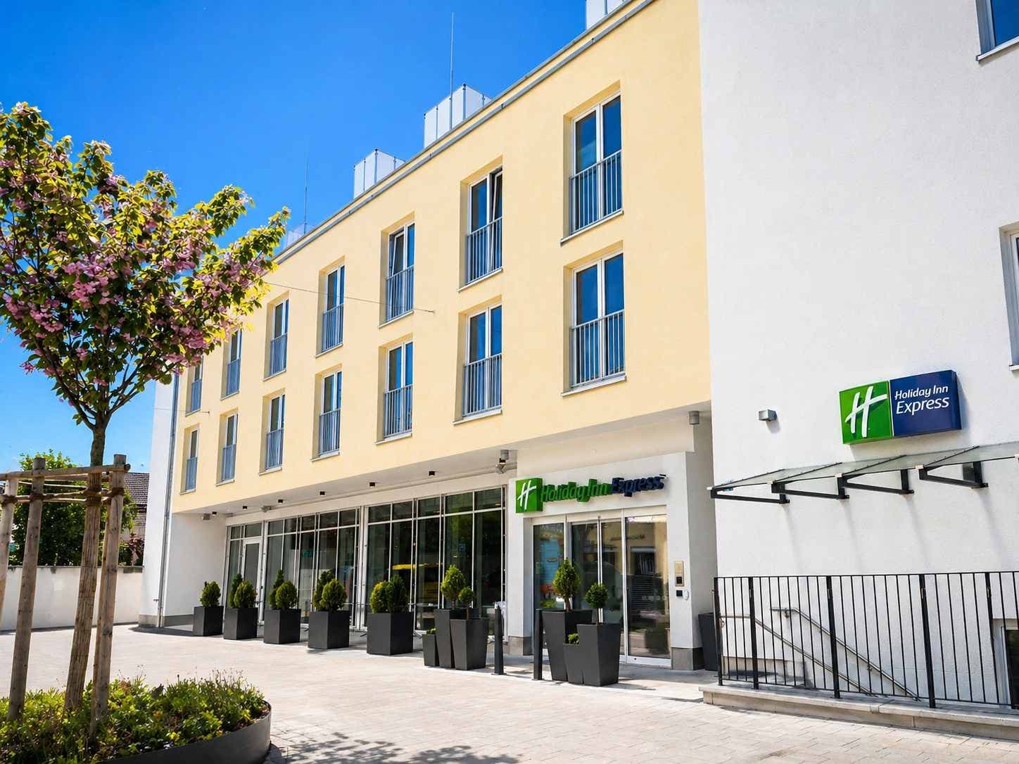Holiday Inn Express Munich Airport - Erding by IHG Ansicht 2