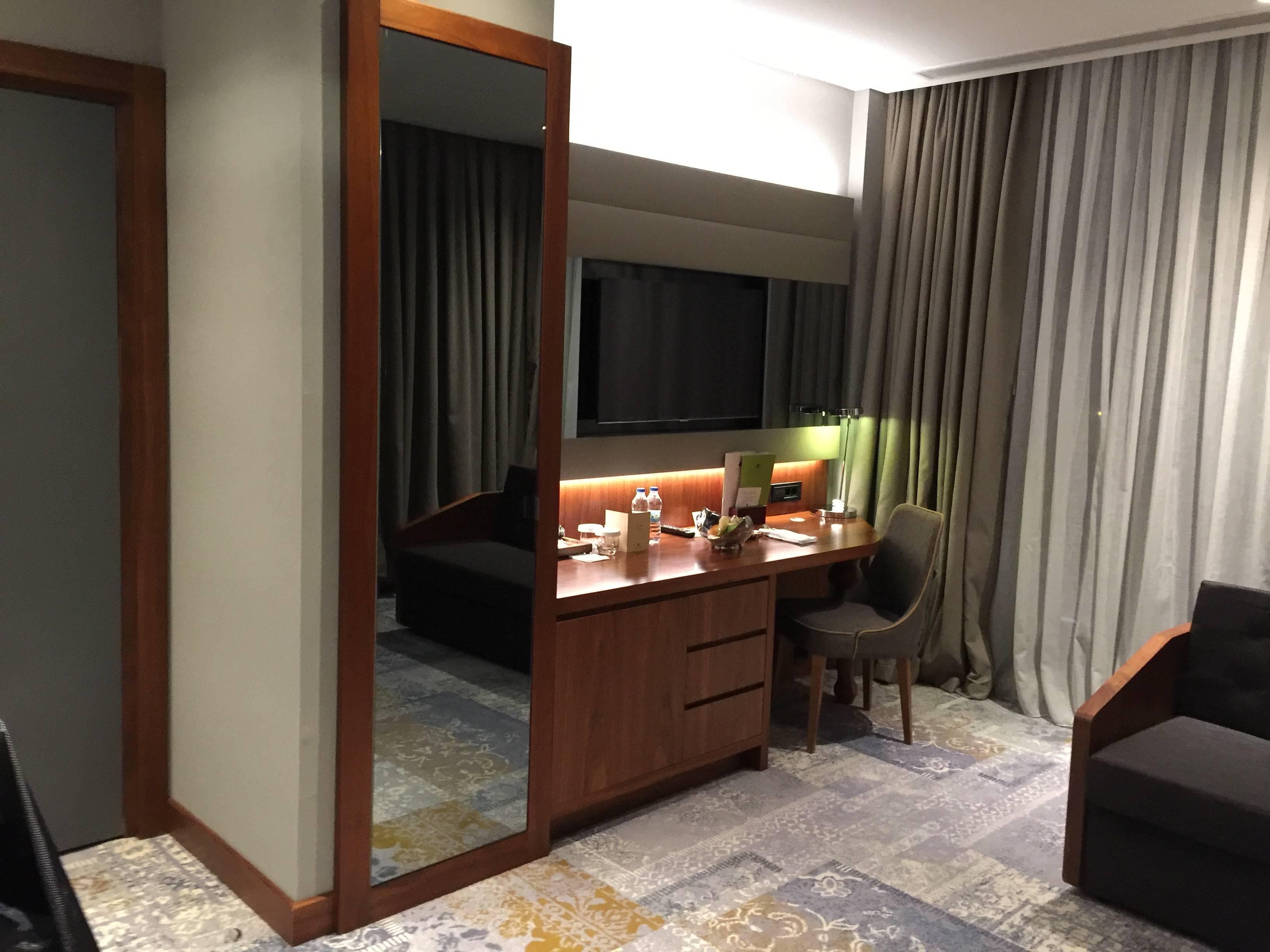 DoubleTree by Hilton İstanbul - Piyalepaşa Ansicht 5