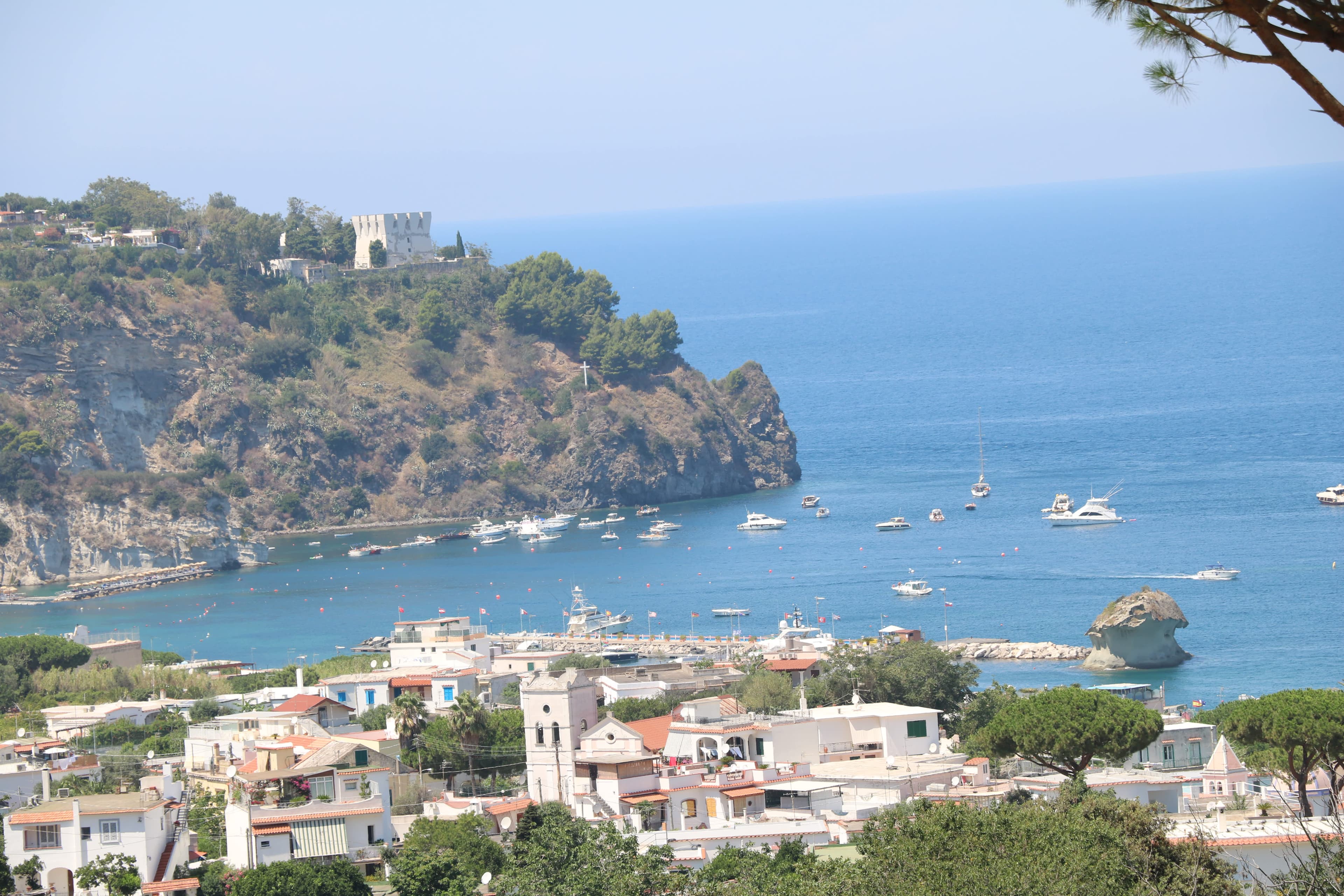 Hotel La Pergola & Villa Flavio Ischia Ansicht 2