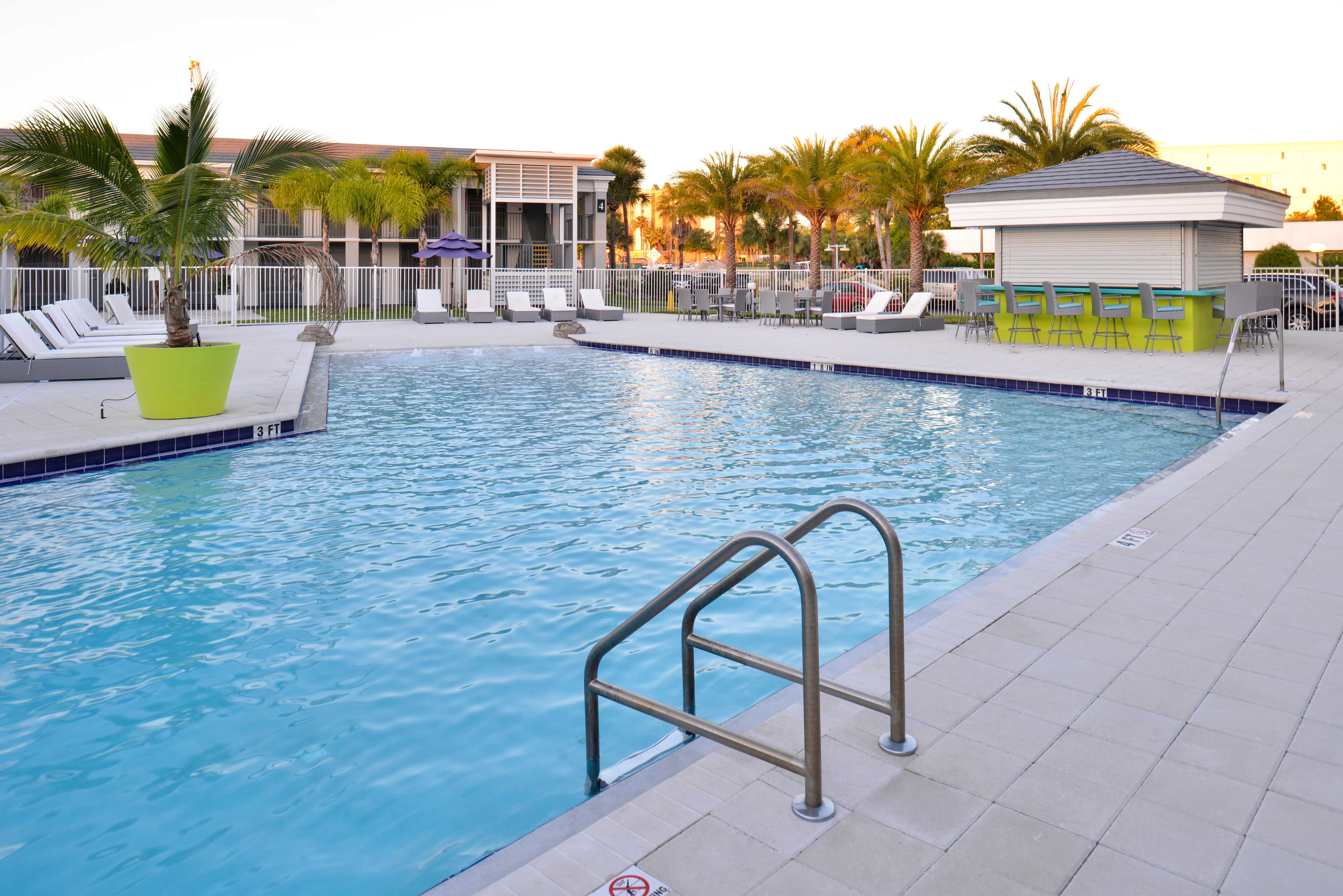Clarion Inn & Suites Across From Universal Orlando Resort Hotel Ansicht 7