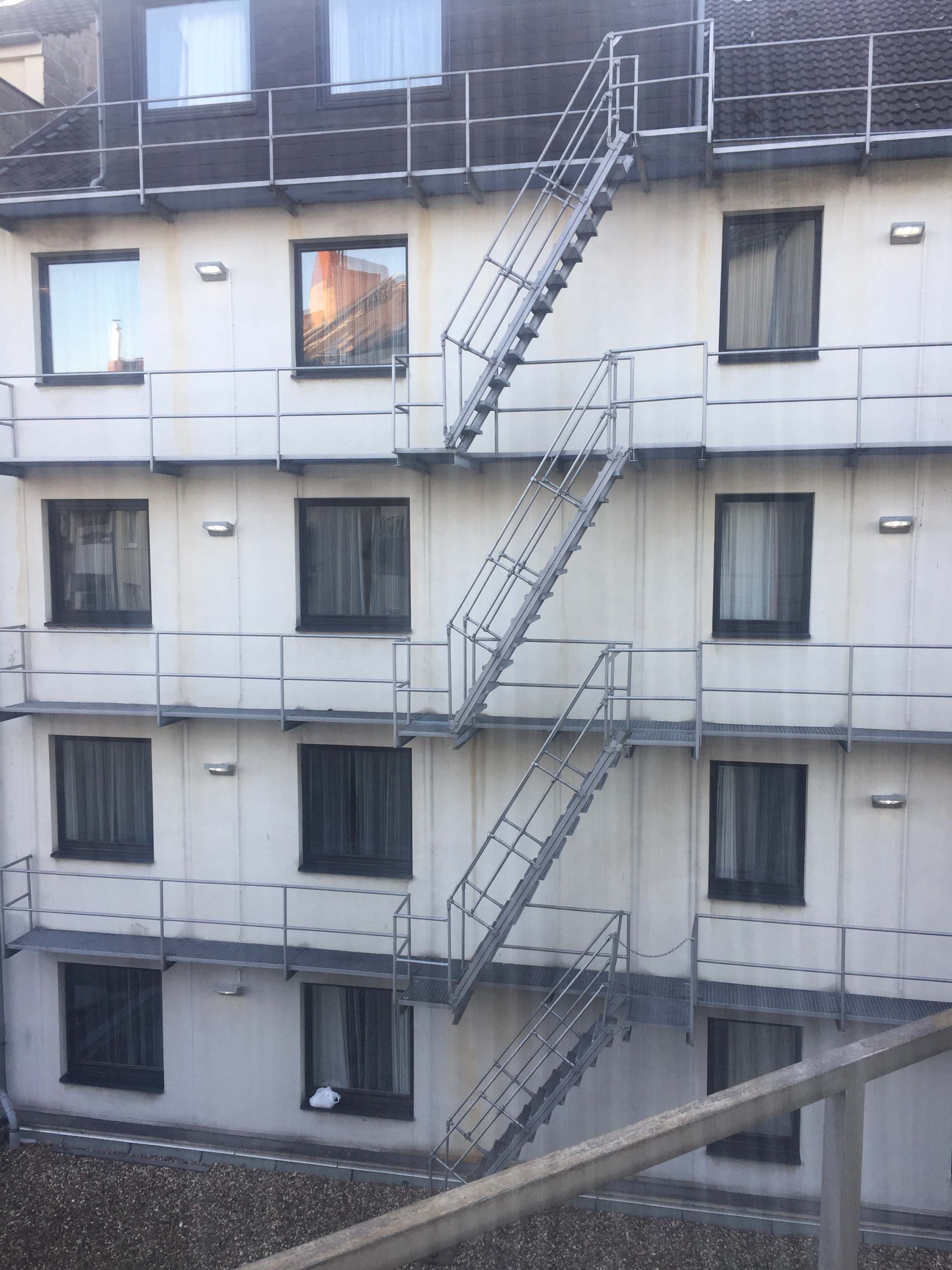 Mercure Hotel Düsseldorf Zentrum Ansicht 2