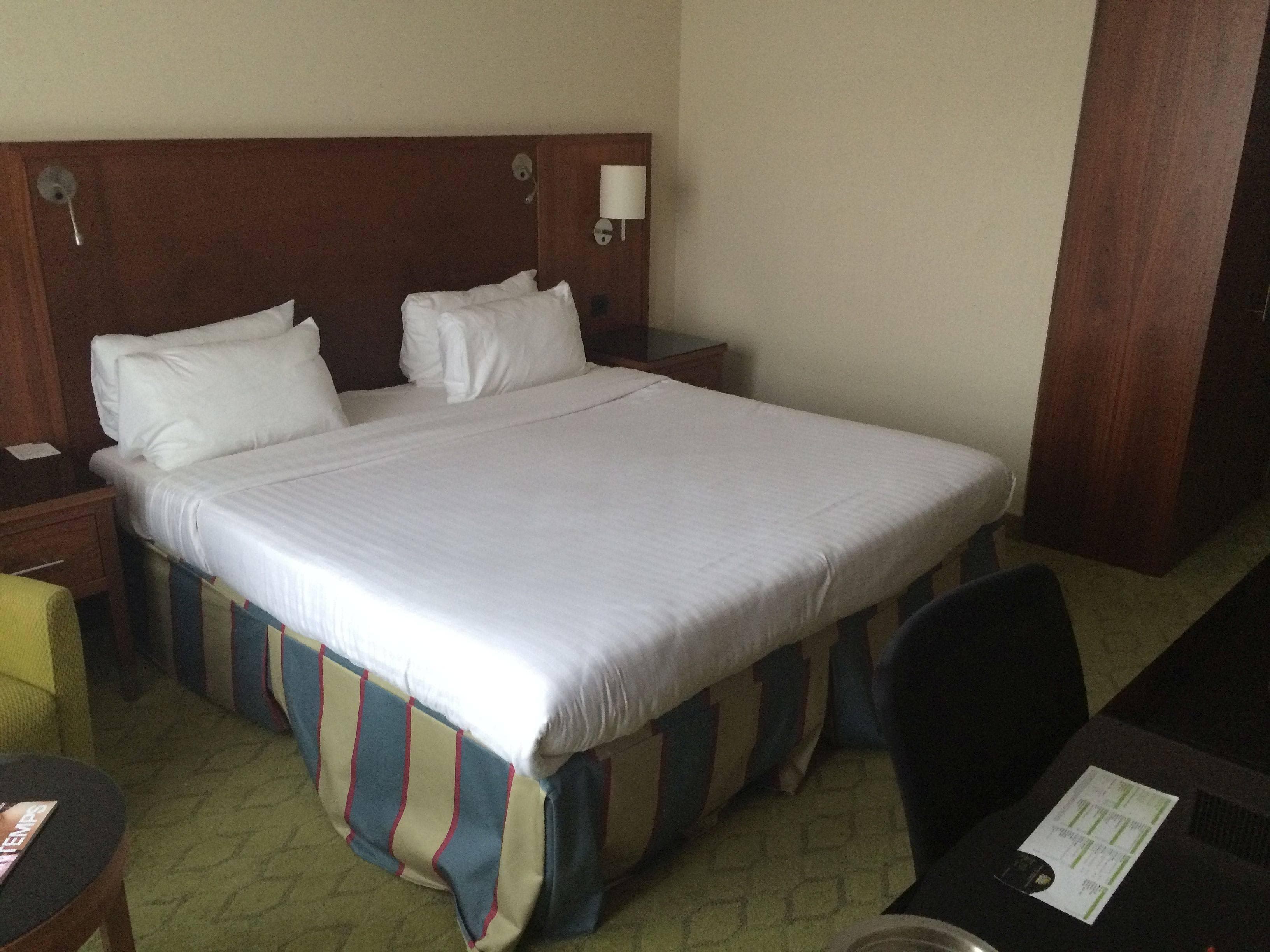 Hotel Courtyard by Marriott Paris Saint Denis Ansicht 5