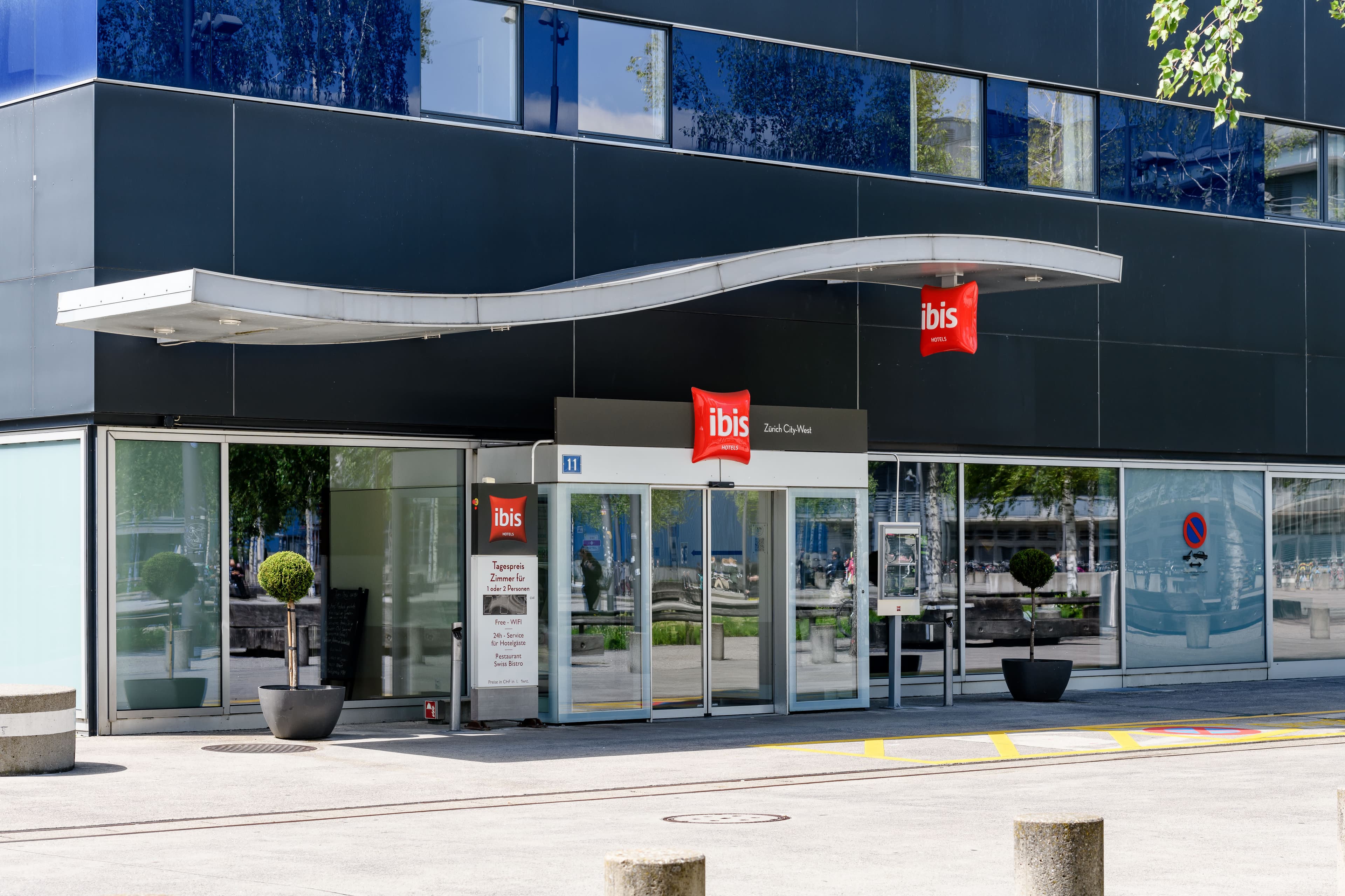 Hotel Ibis Zürich City West Ansicht 8