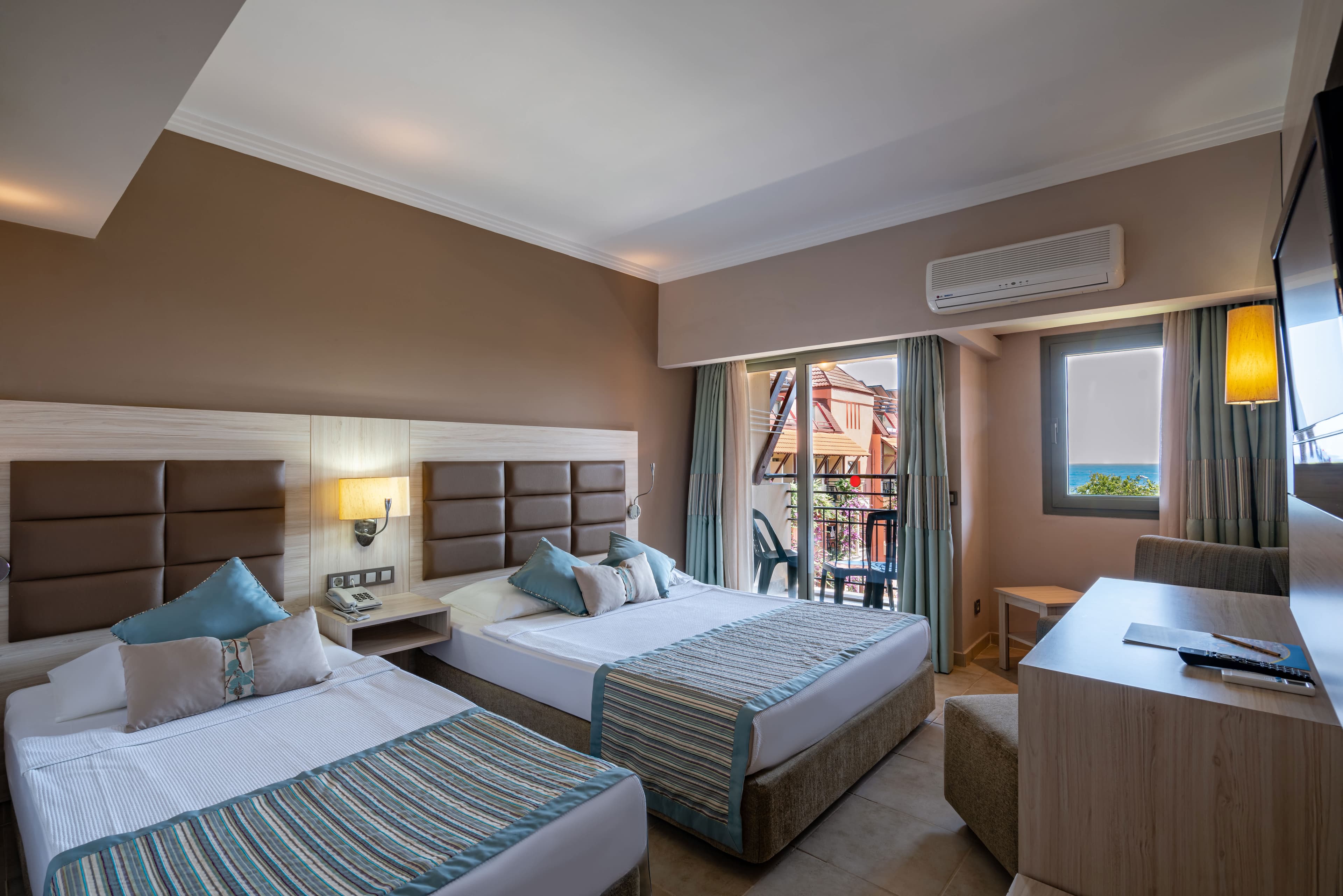 Palmeras Beach Hotel Ansicht 5