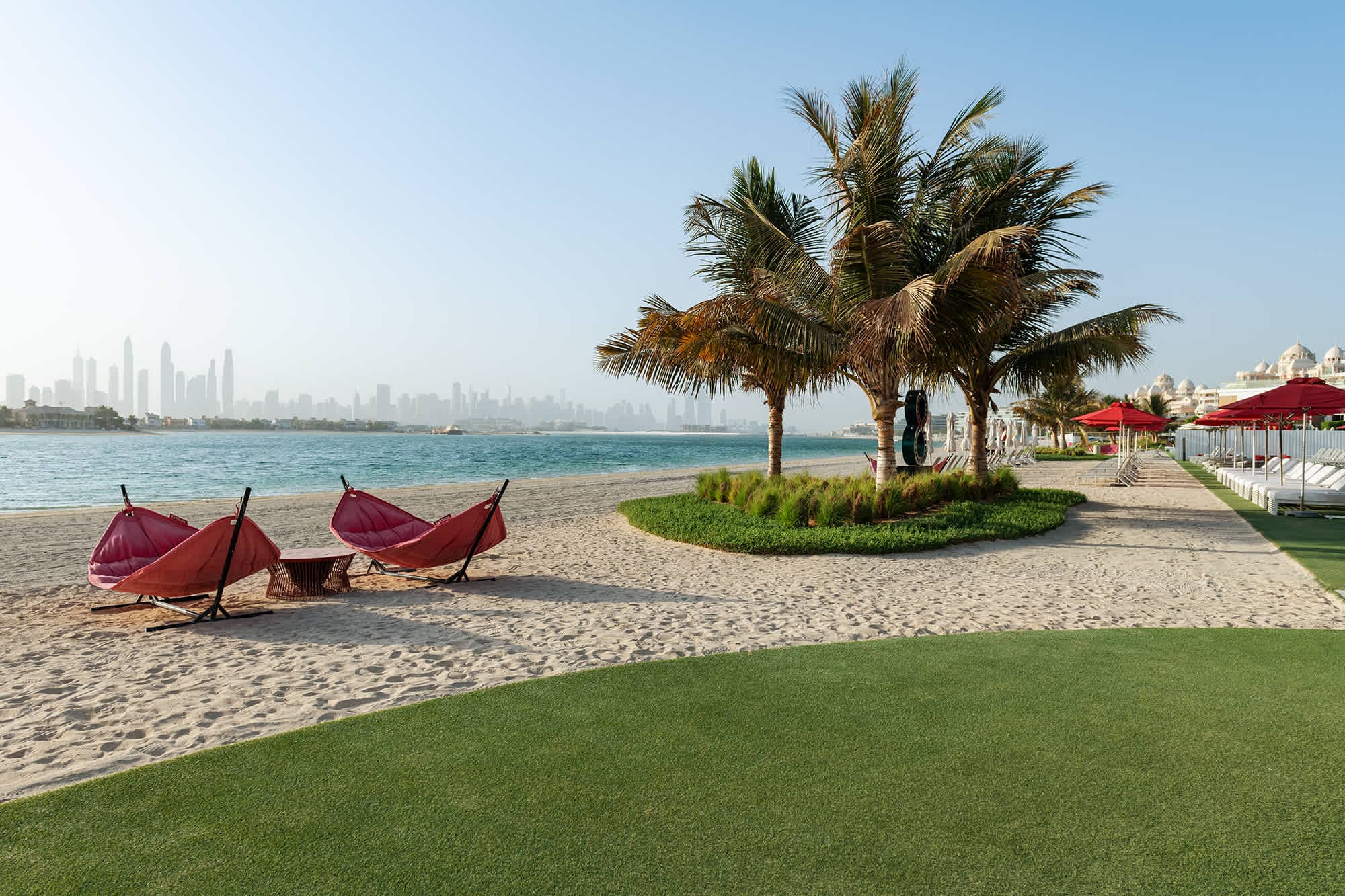 Th8 Palm Dubai Beach Resort, Vignette Collection by IHG Ansicht 8