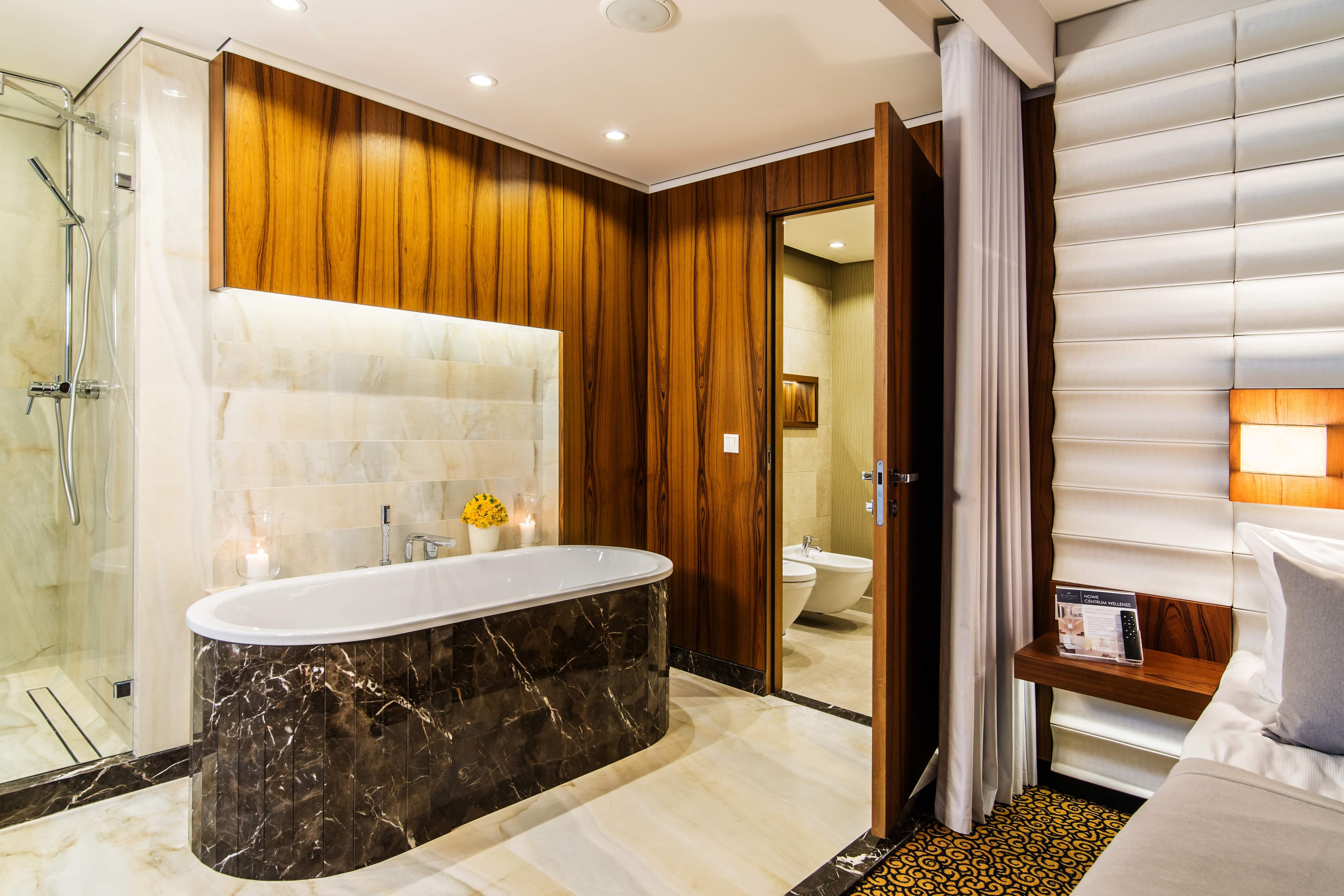 Airport Hotel Okecie Ansicht 5
