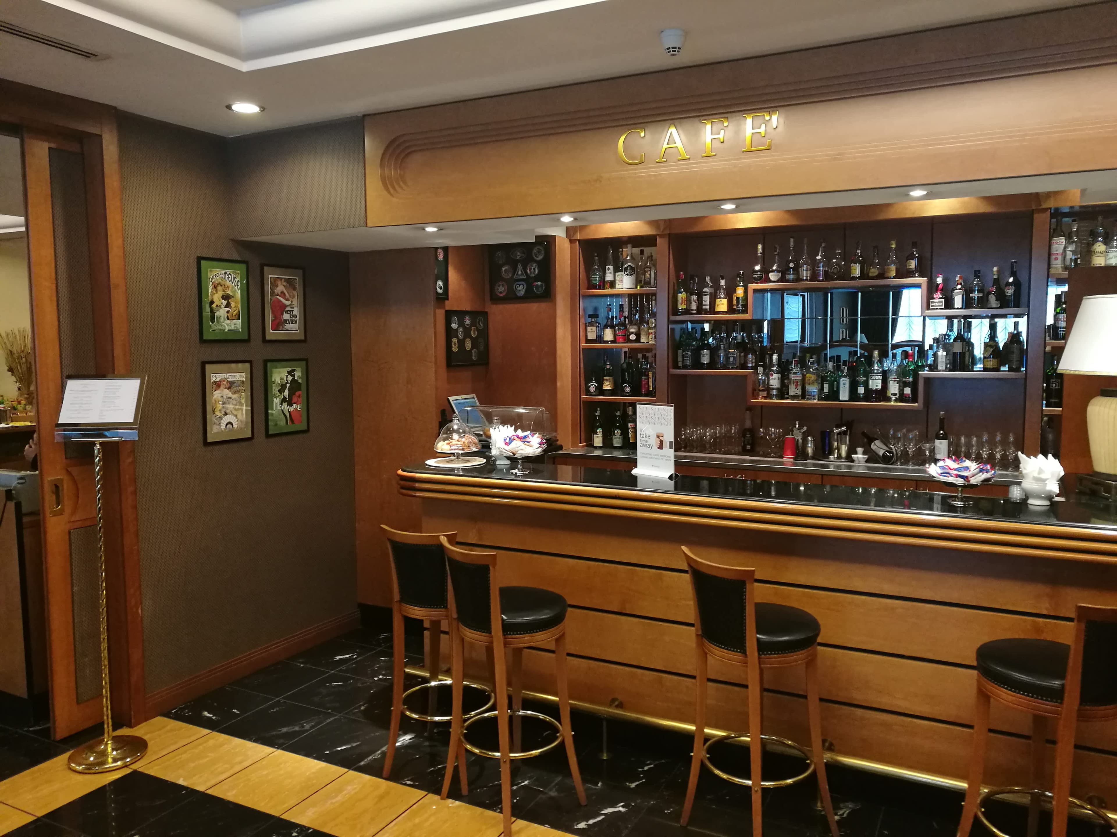 Ramada Naples City Center Ansicht 9