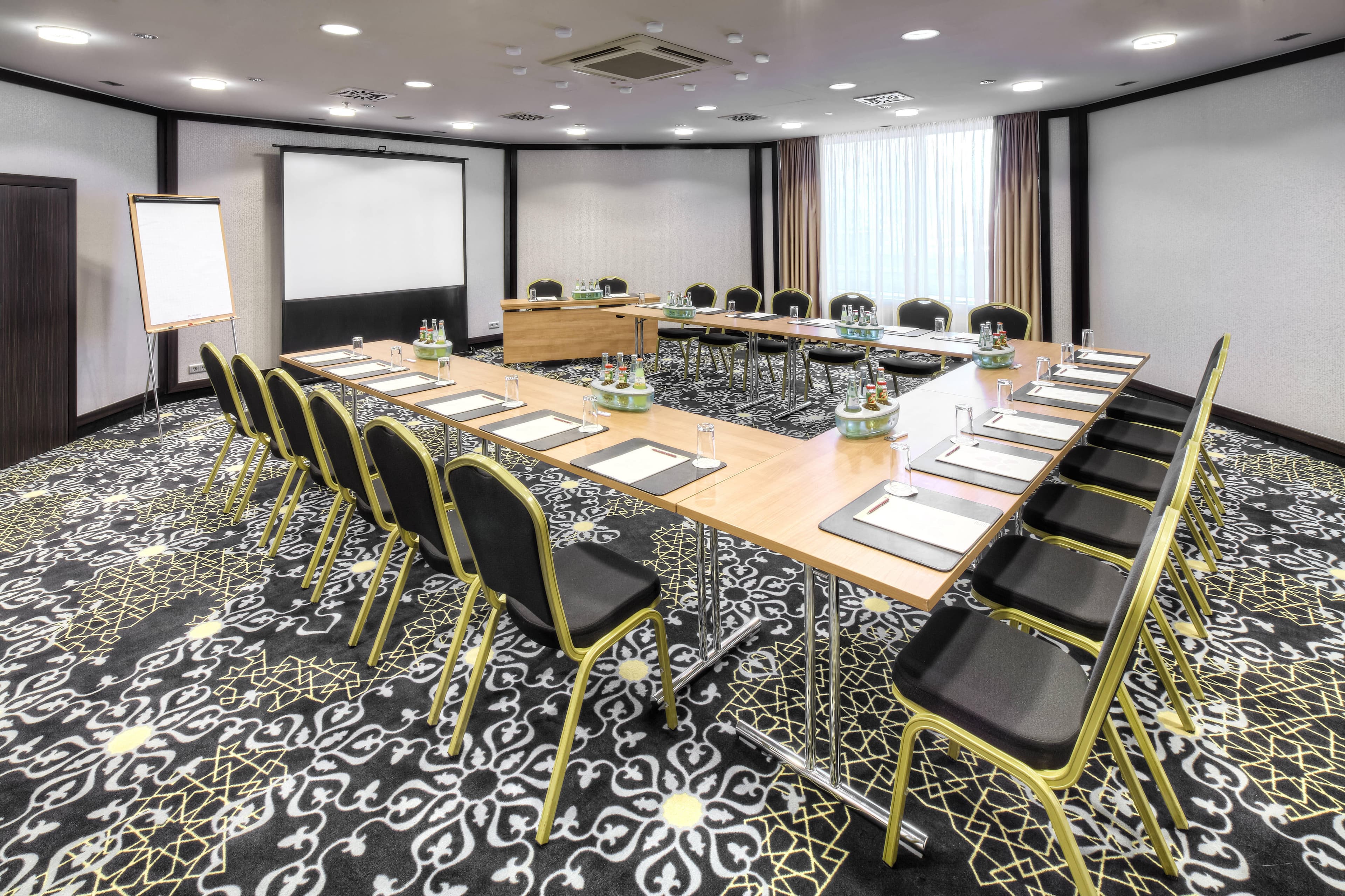 Clayton Hotel Düsseldorf City Centre Ansicht 4