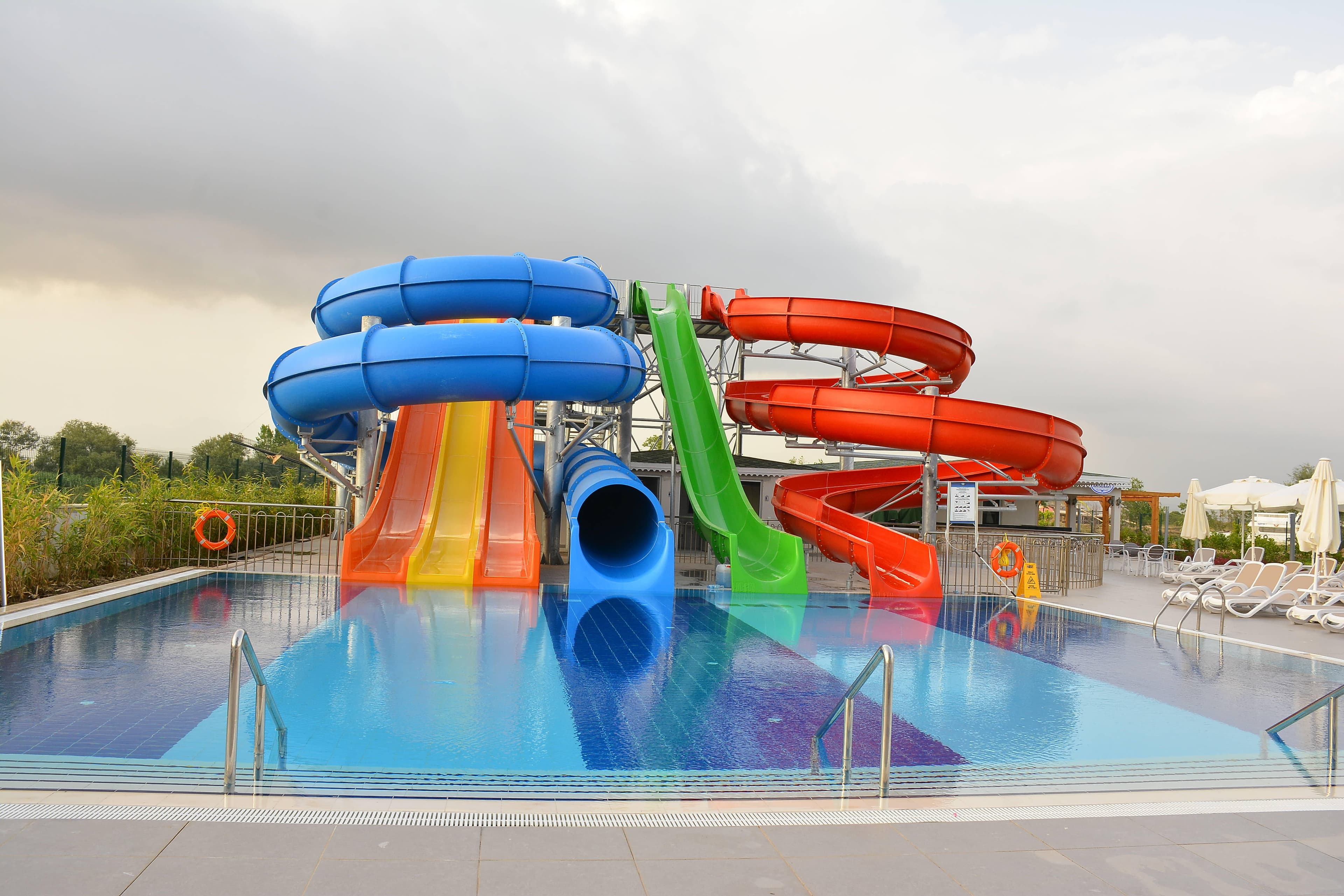 Water Side Resort & Spa Ansicht 8