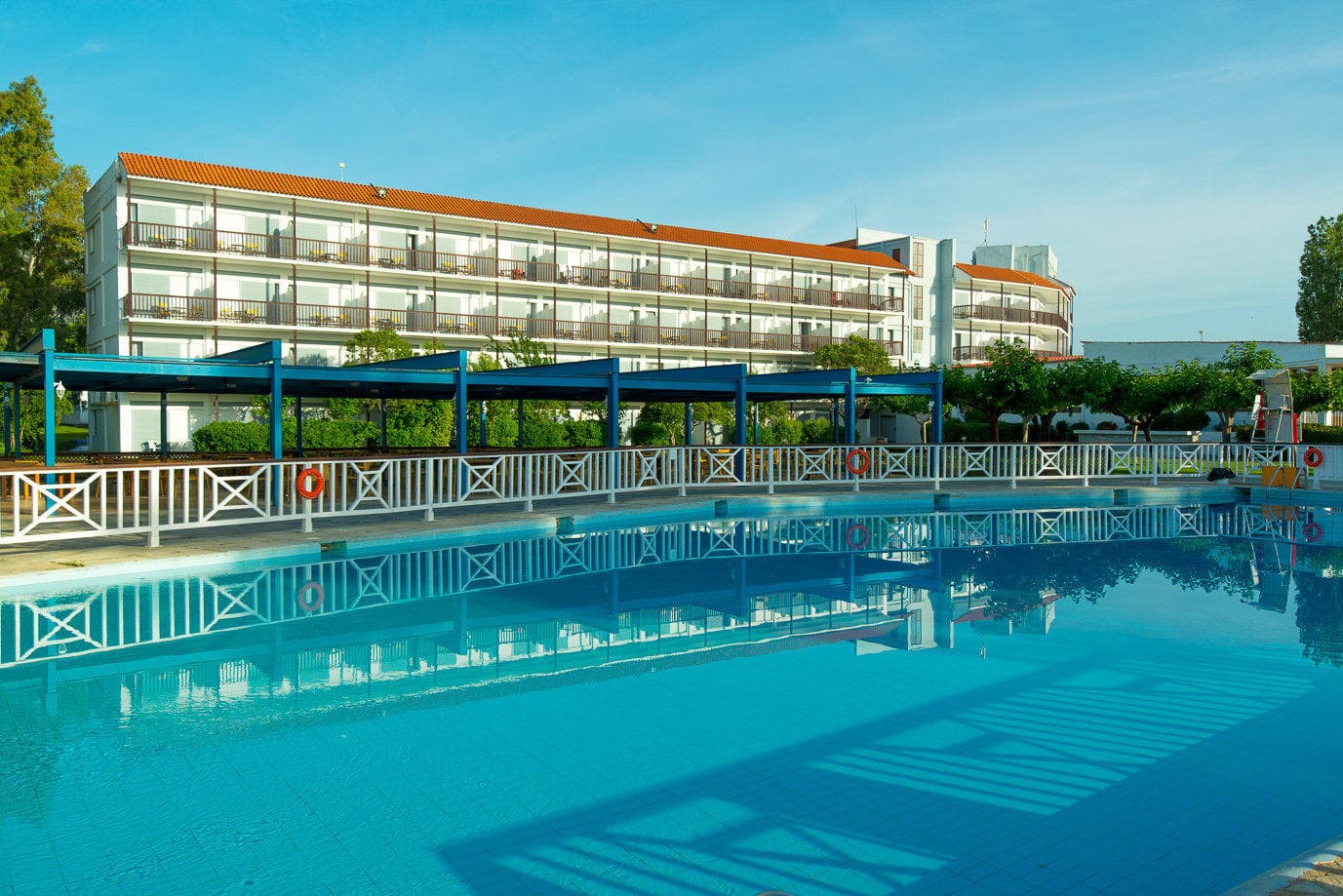 Golden Coast Hotel & Bungalows Ansicht 7