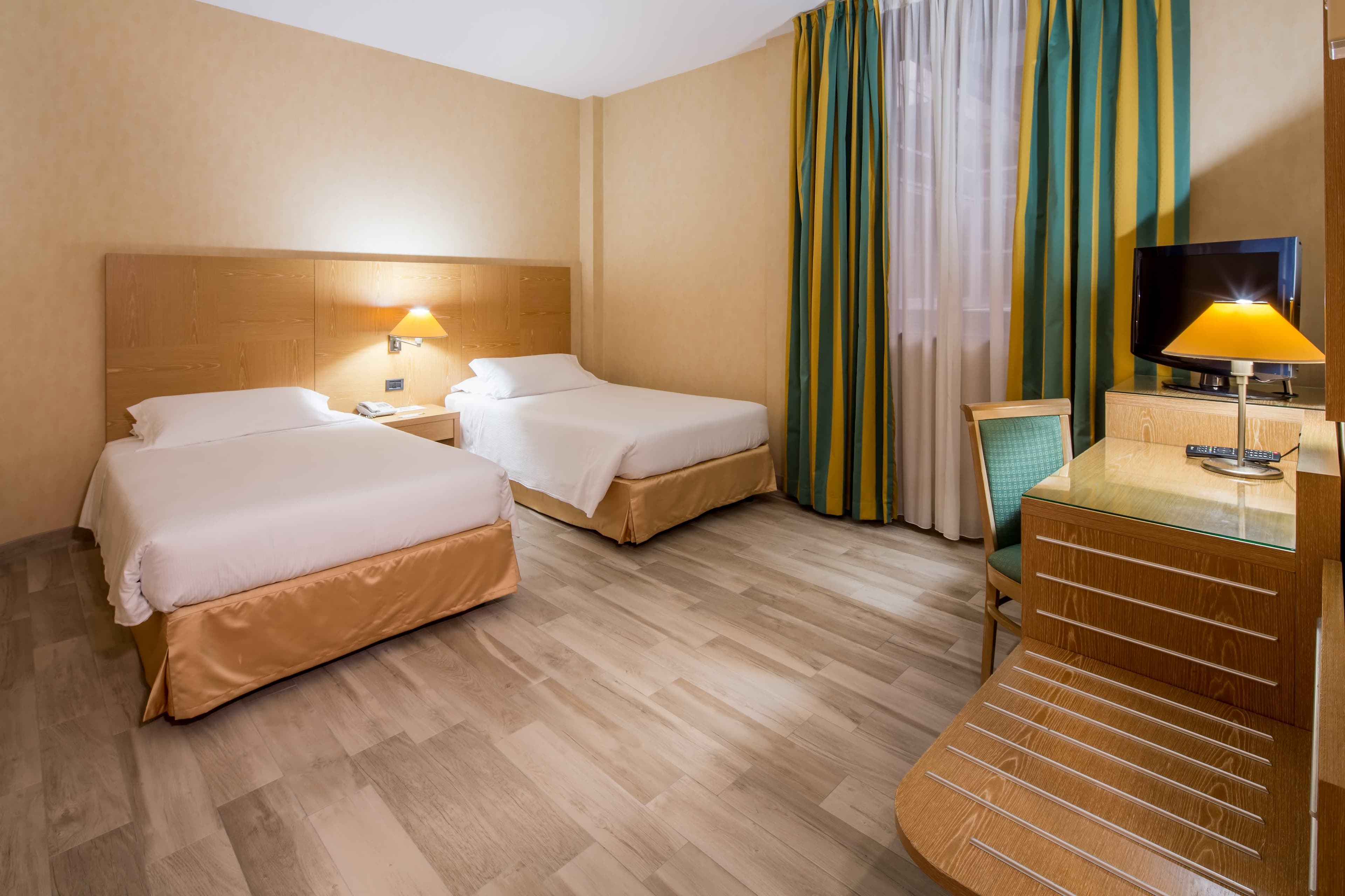 Best Western Hotel Cavalieri Della Corona Ansicht 3