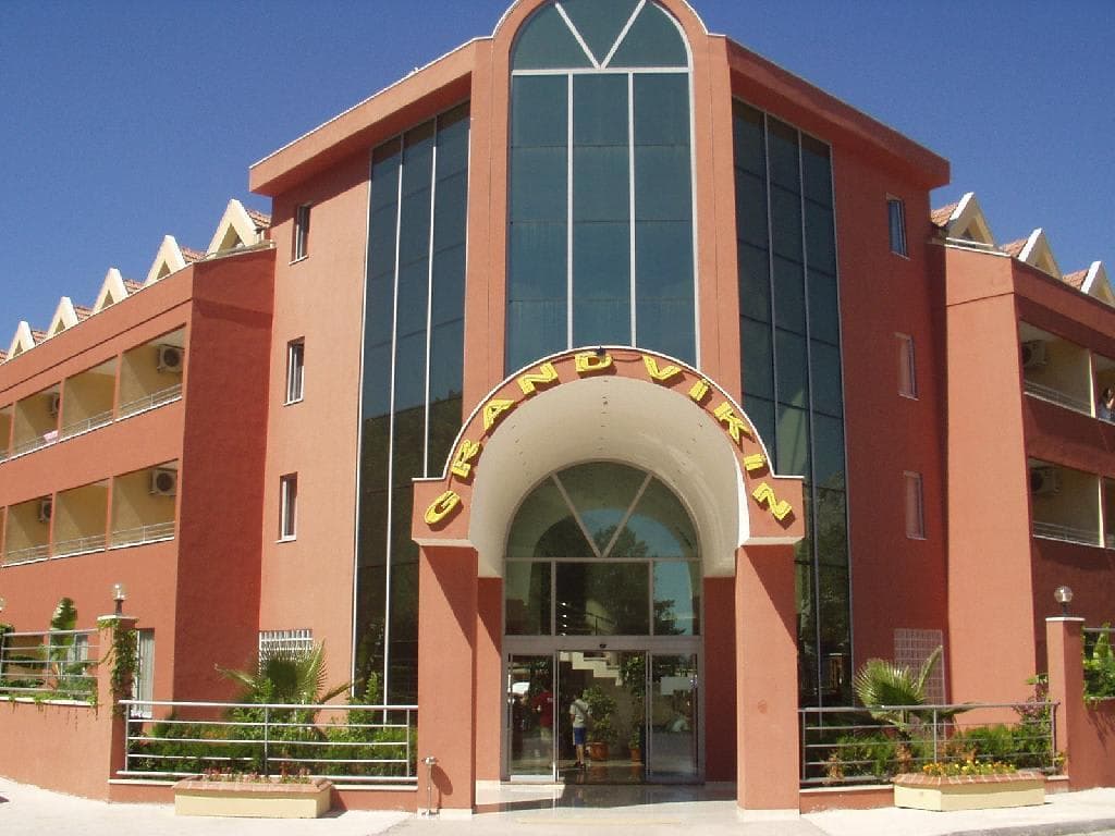 Hotel Grand Viking Ansicht 3