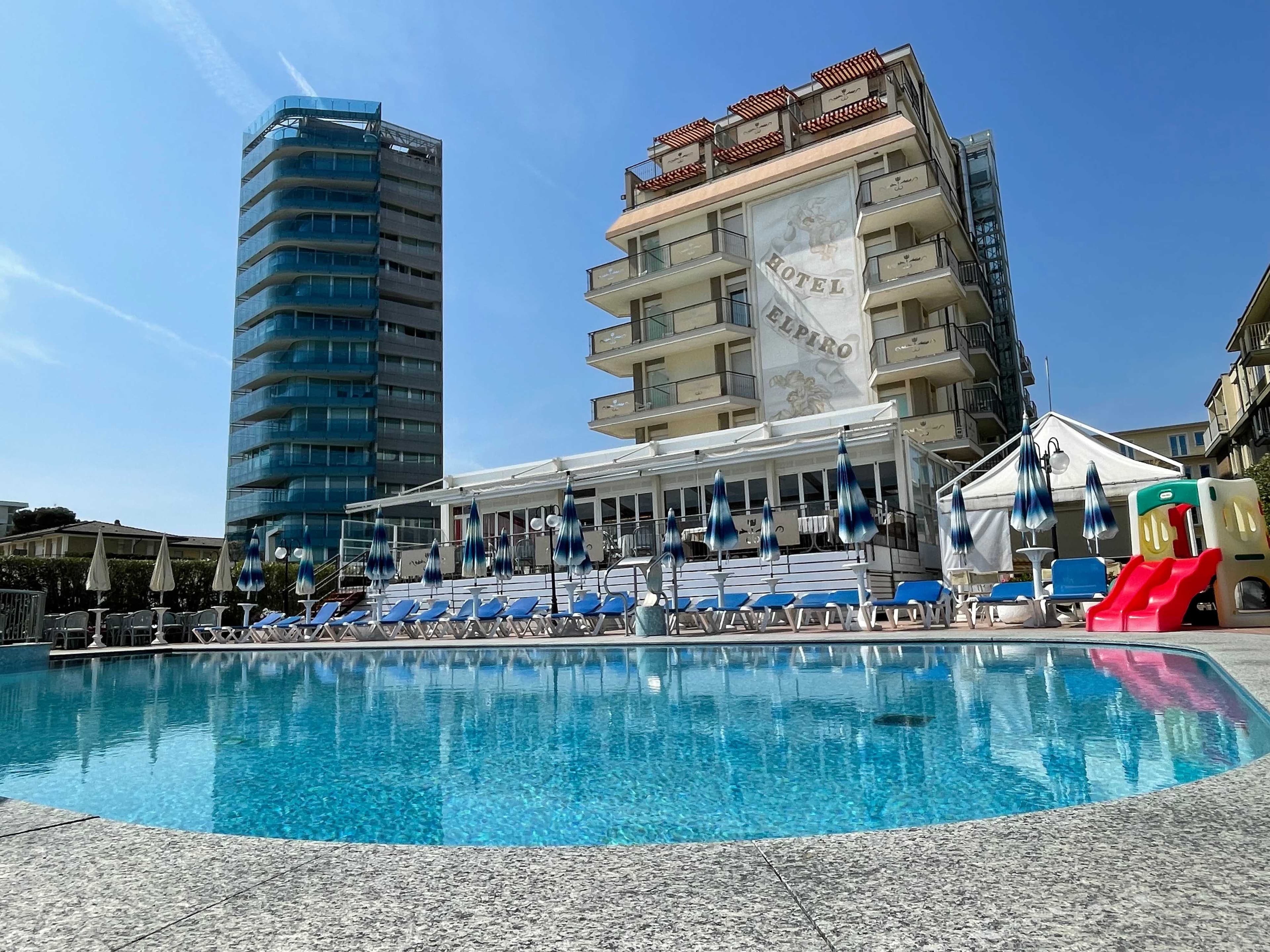 Hotel Elpiro Ansicht 3
