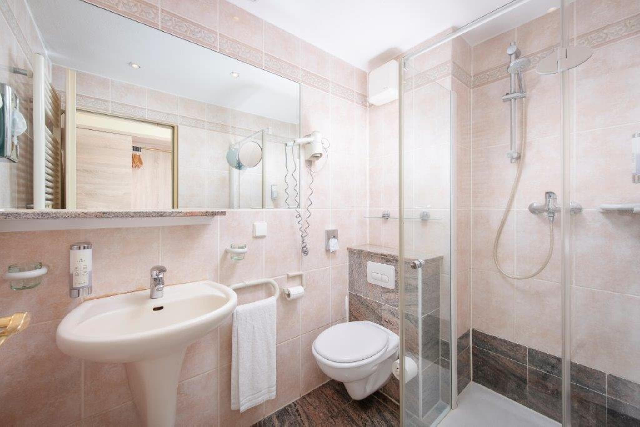 Seehotel Grunewald Ansicht 4