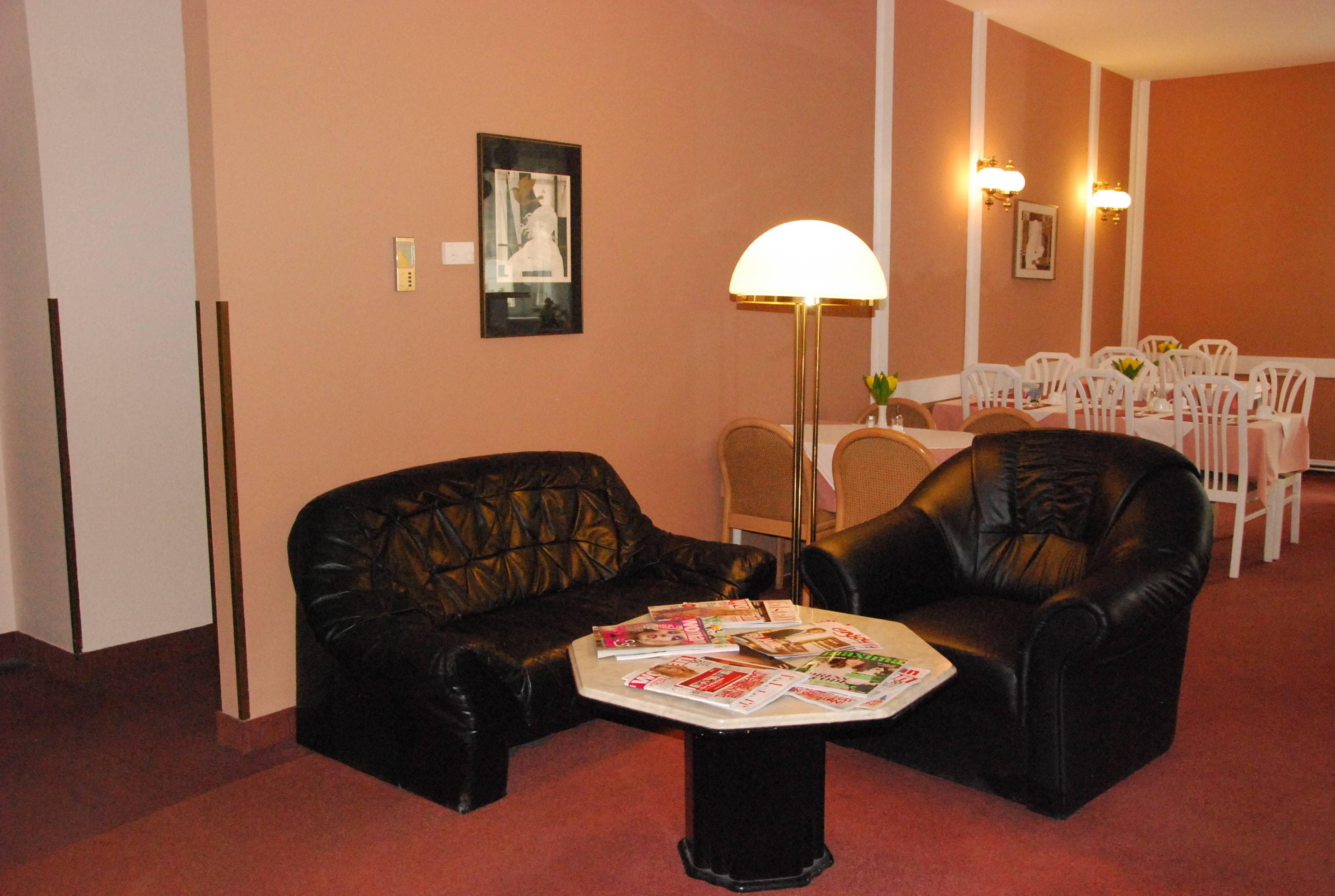 Hotel-Pension Continental Ansicht 6