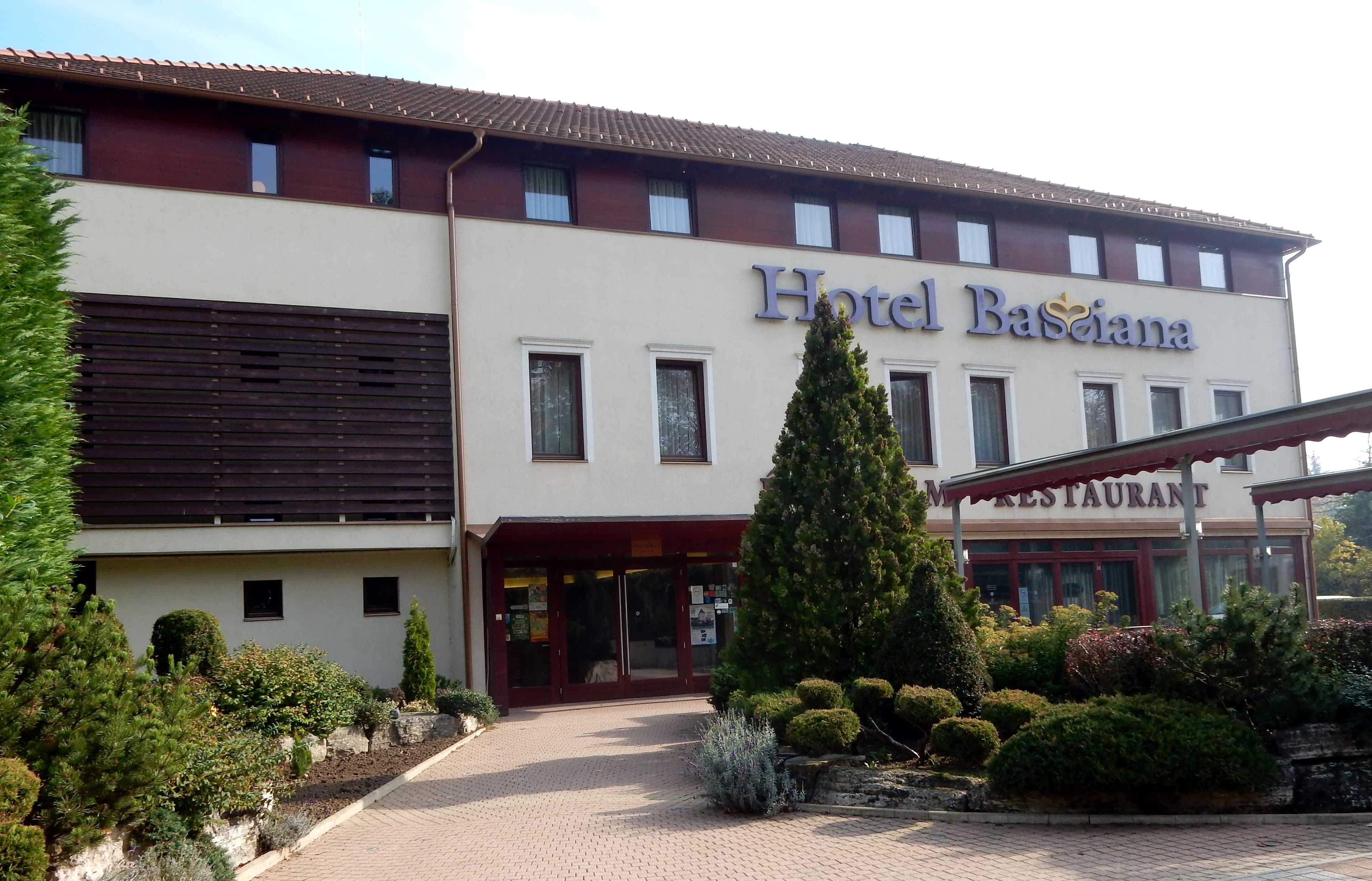 Hotel Bassiana Ansicht 2