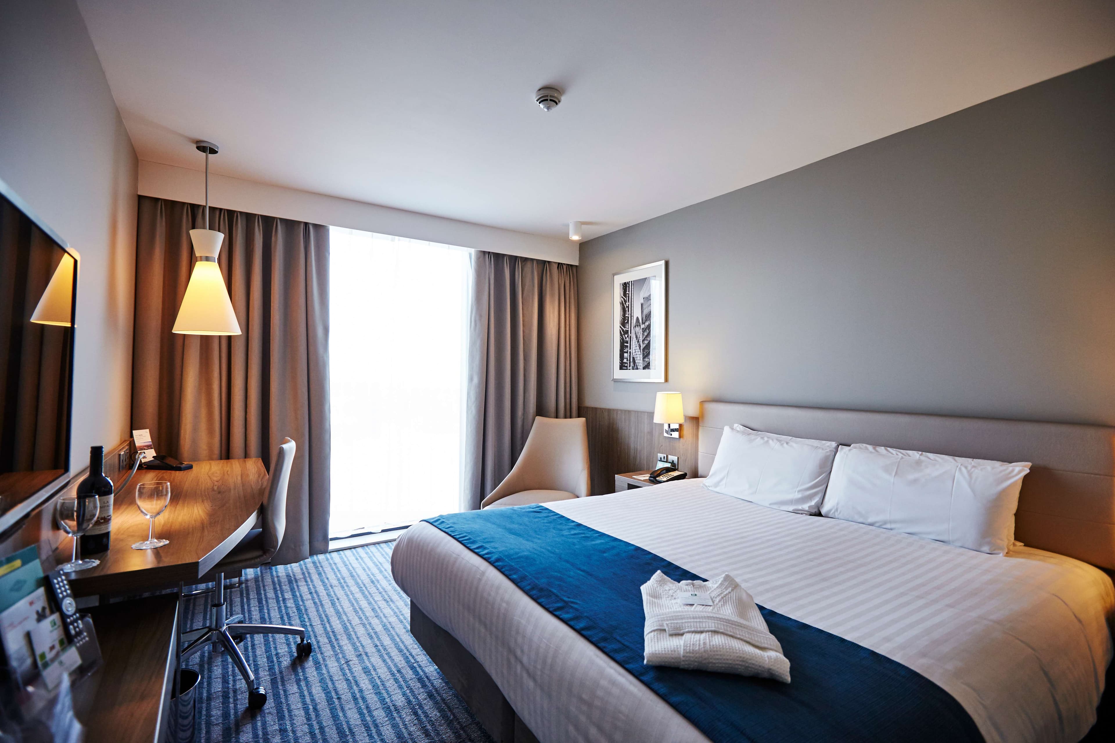 Holiday Inn London West Ansicht 3