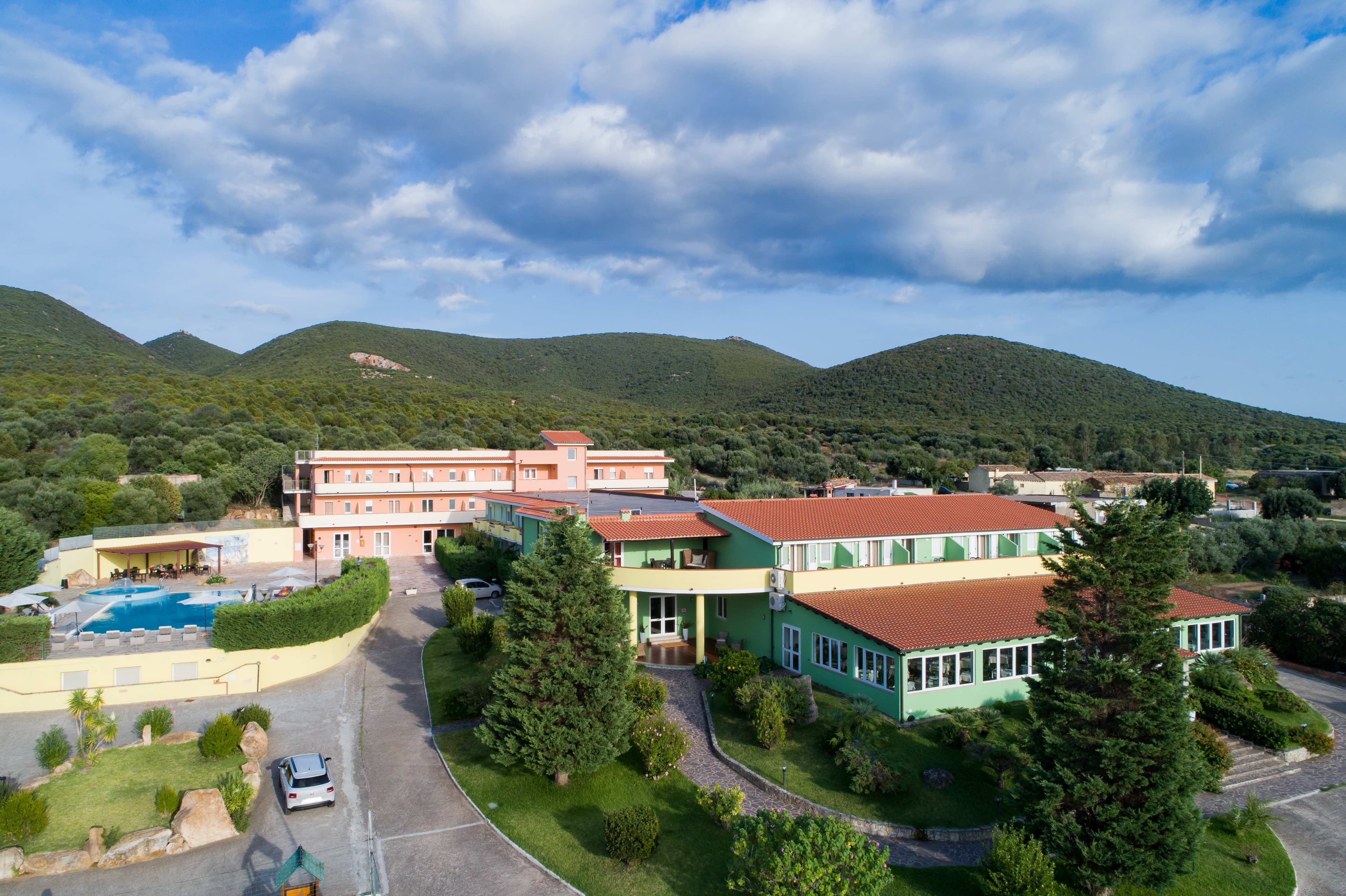 Lu'Hotel Porto Pino Ansicht 2