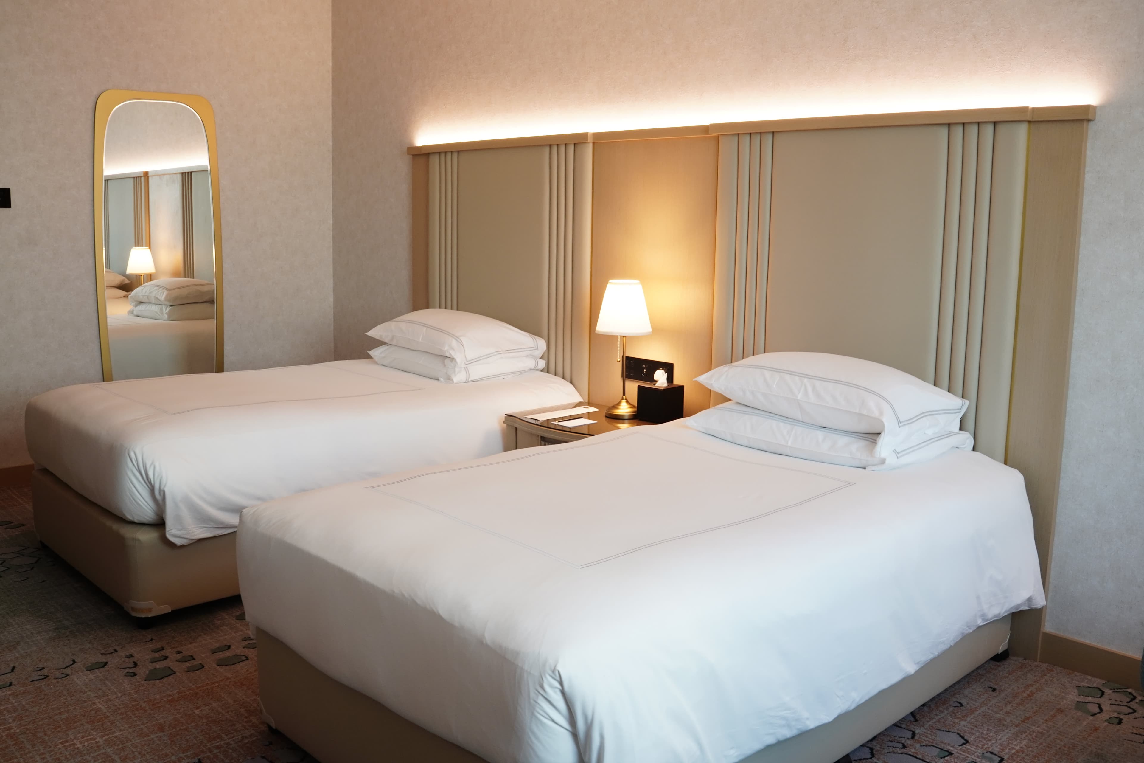 Swissôtel Al Murooj Dubai Ansicht 4