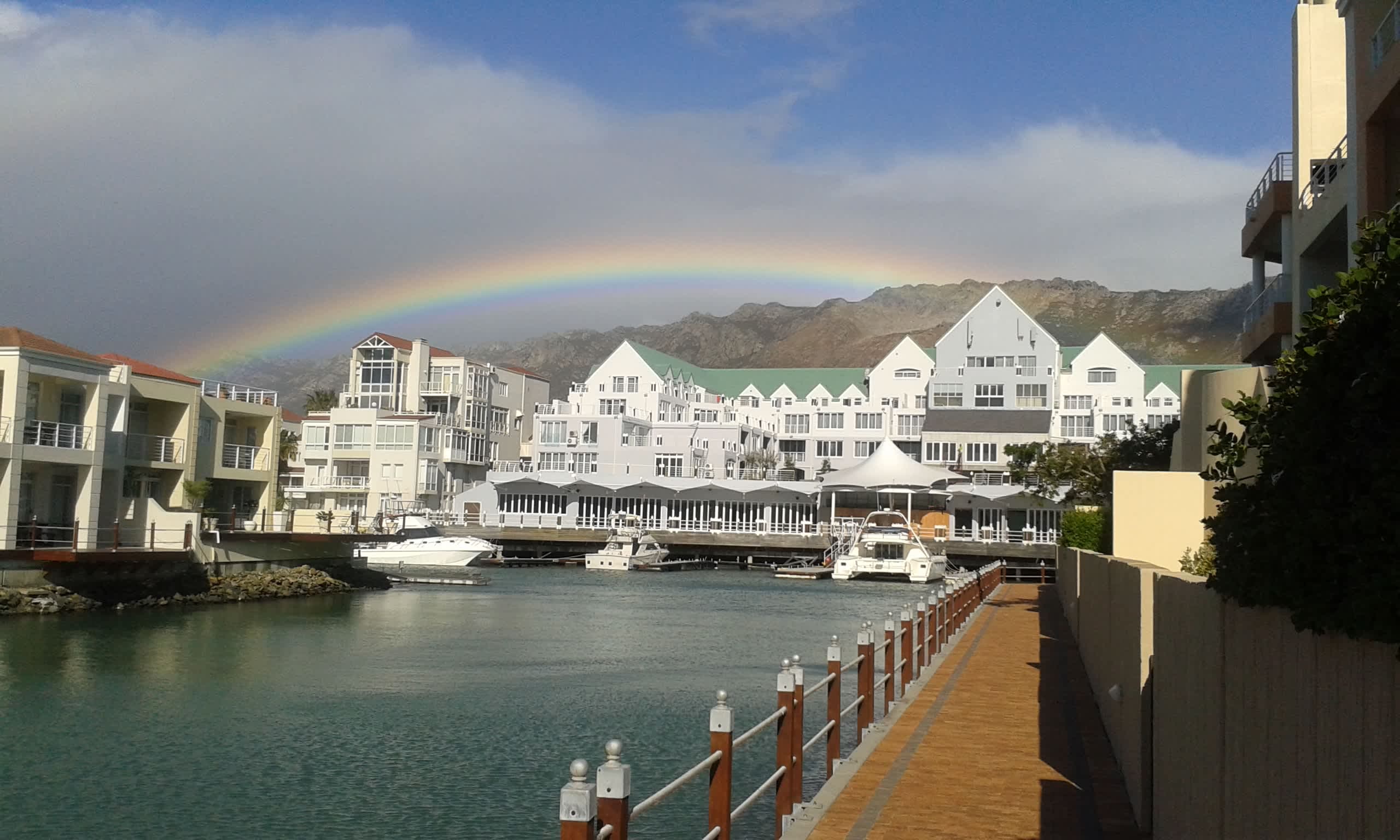 Krystal Beach Hotel Ansicht 3