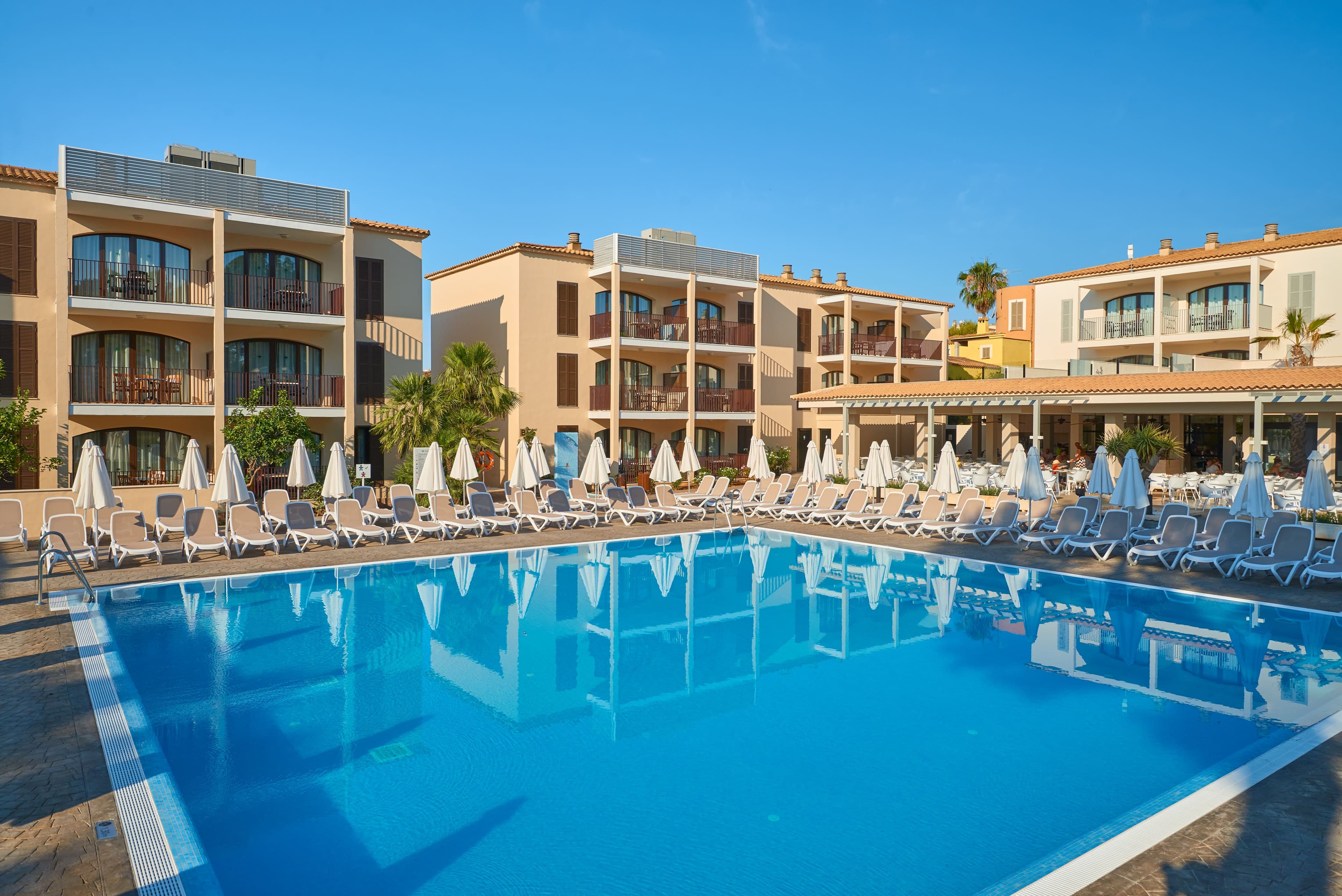 Protur Floriana Resort Aparthotel Ansicht 2