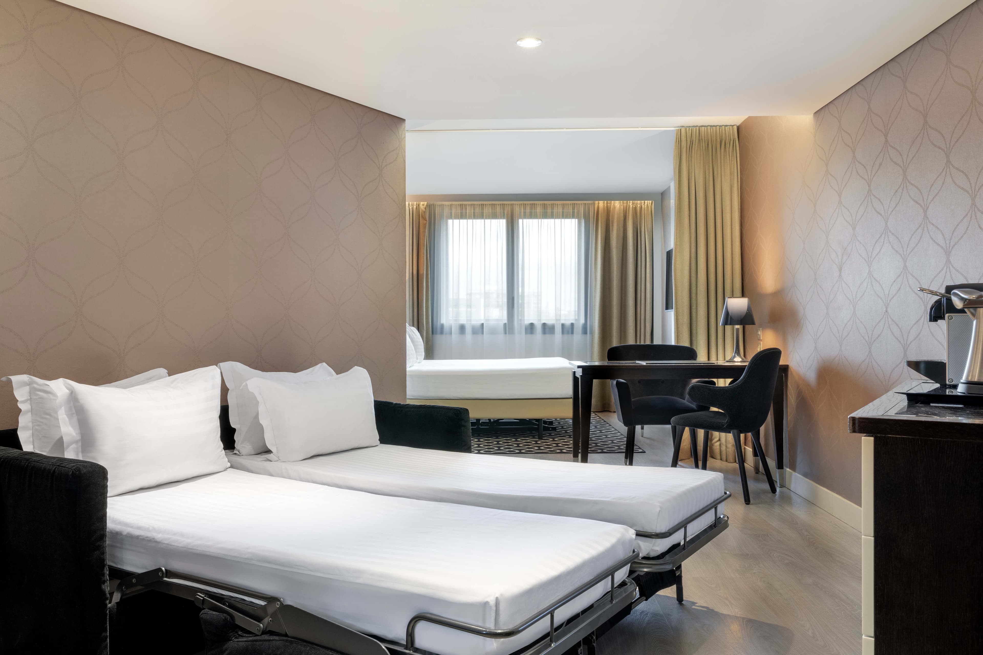 Ac Hotel Paris Porte Maillot Ansicht 3