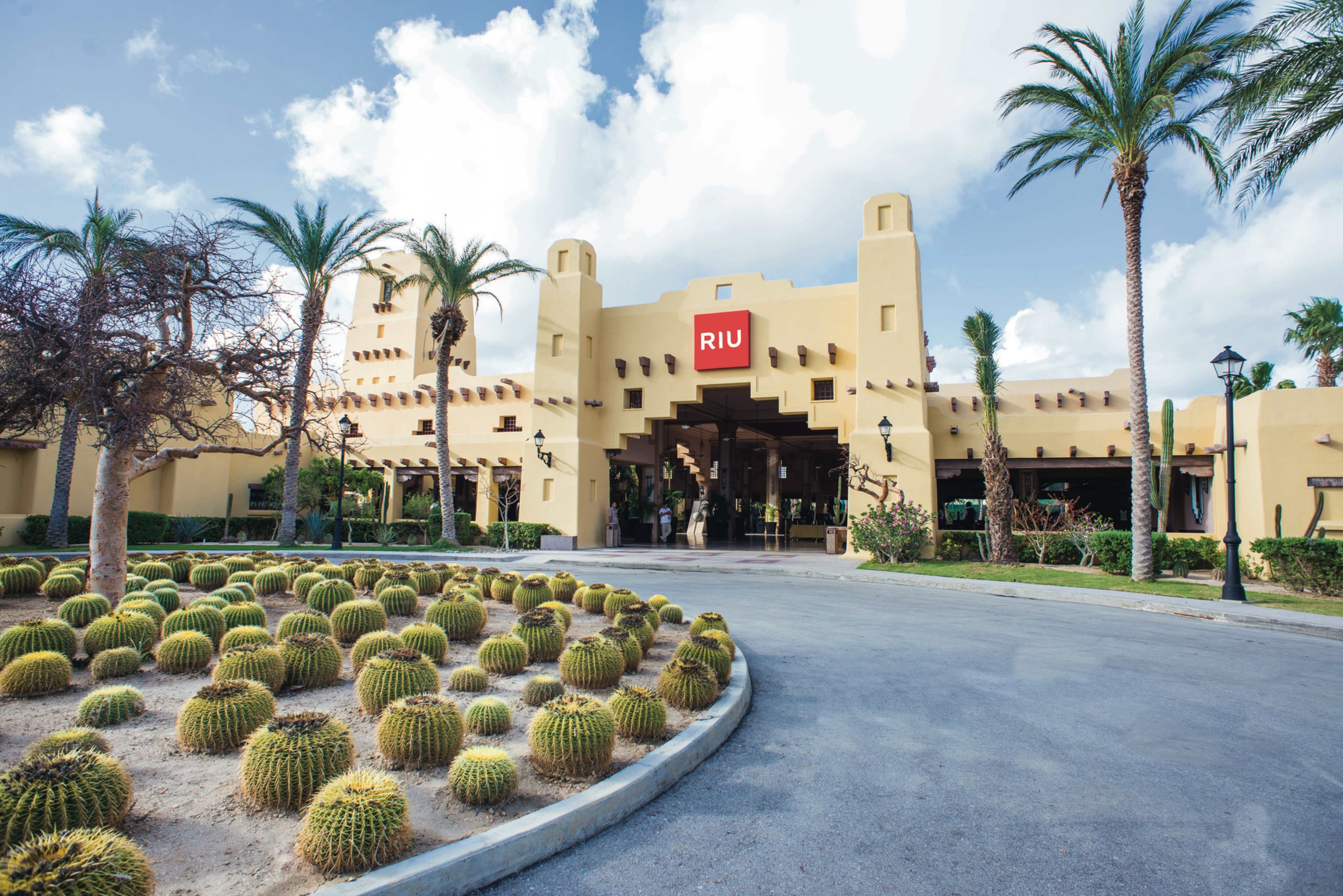 Hotel Riu Santa Fe