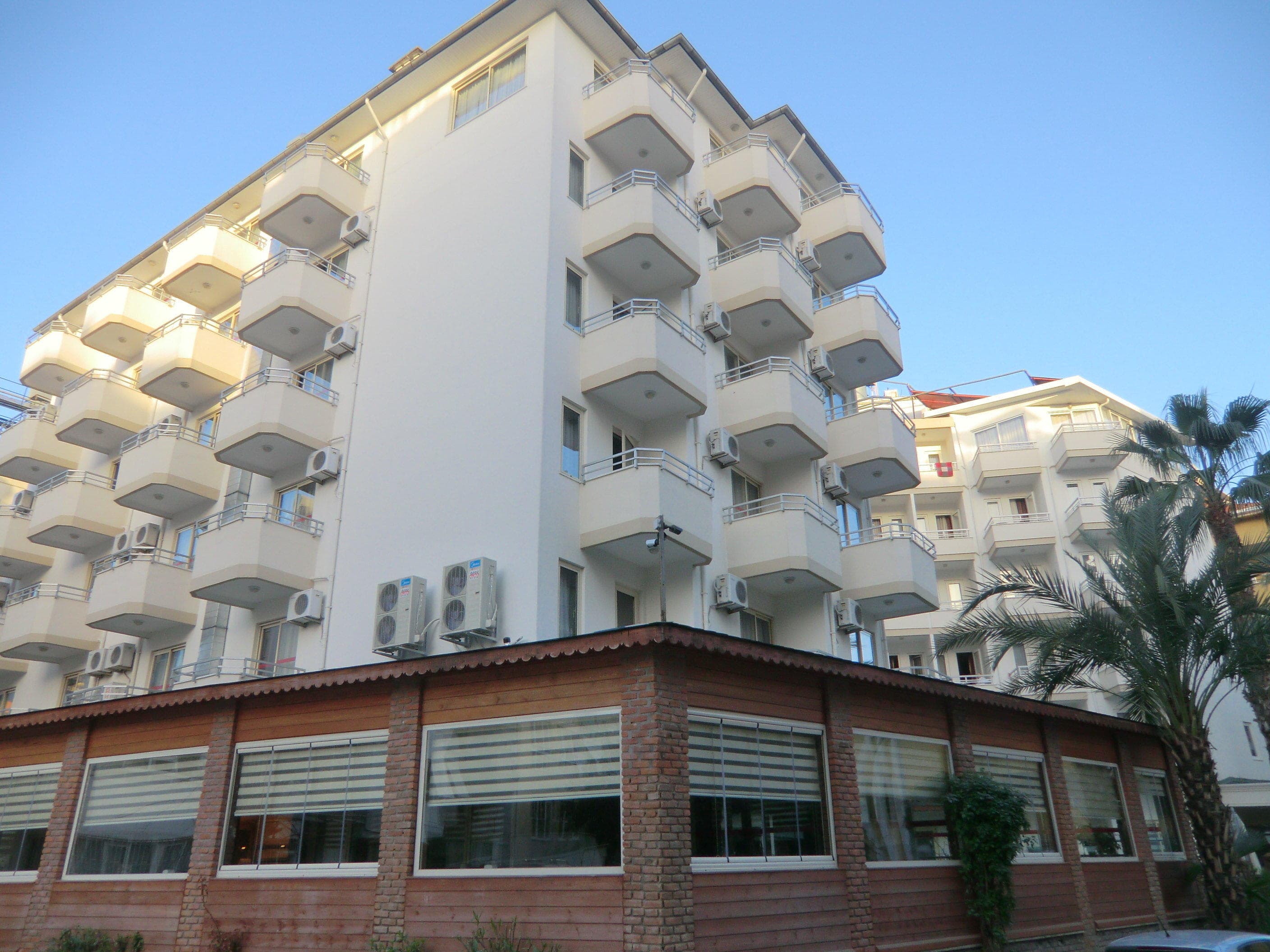 Remi Hotel Ansicht 2