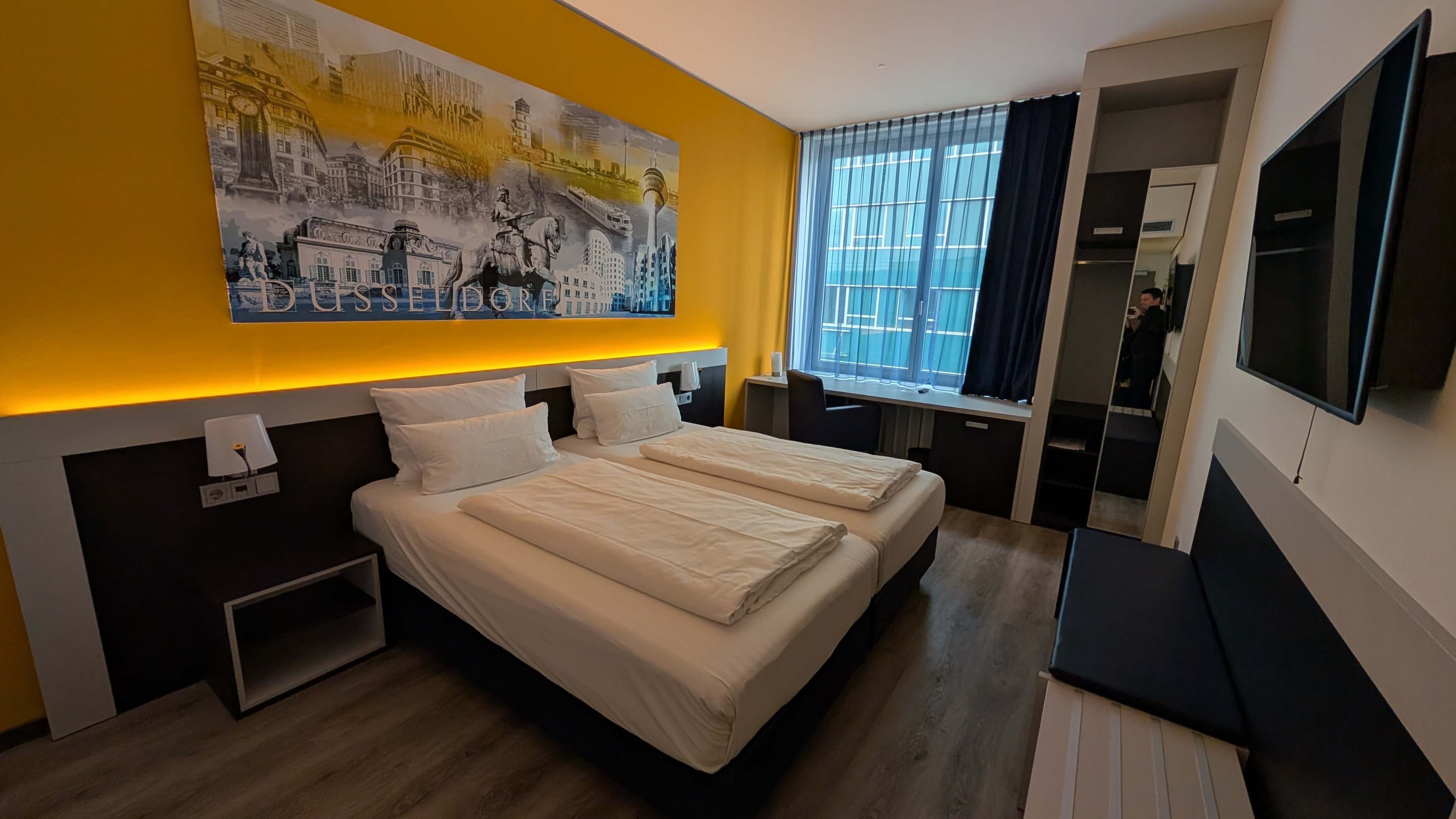carathotel Düsseldorf City Ansicht 2