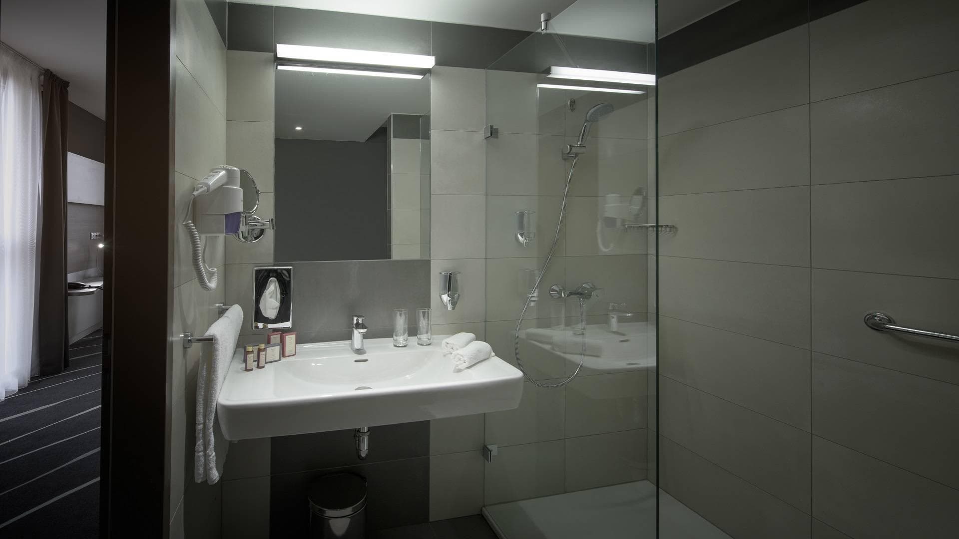 Best Western Plus Lakeside Hotel Ansicht 4