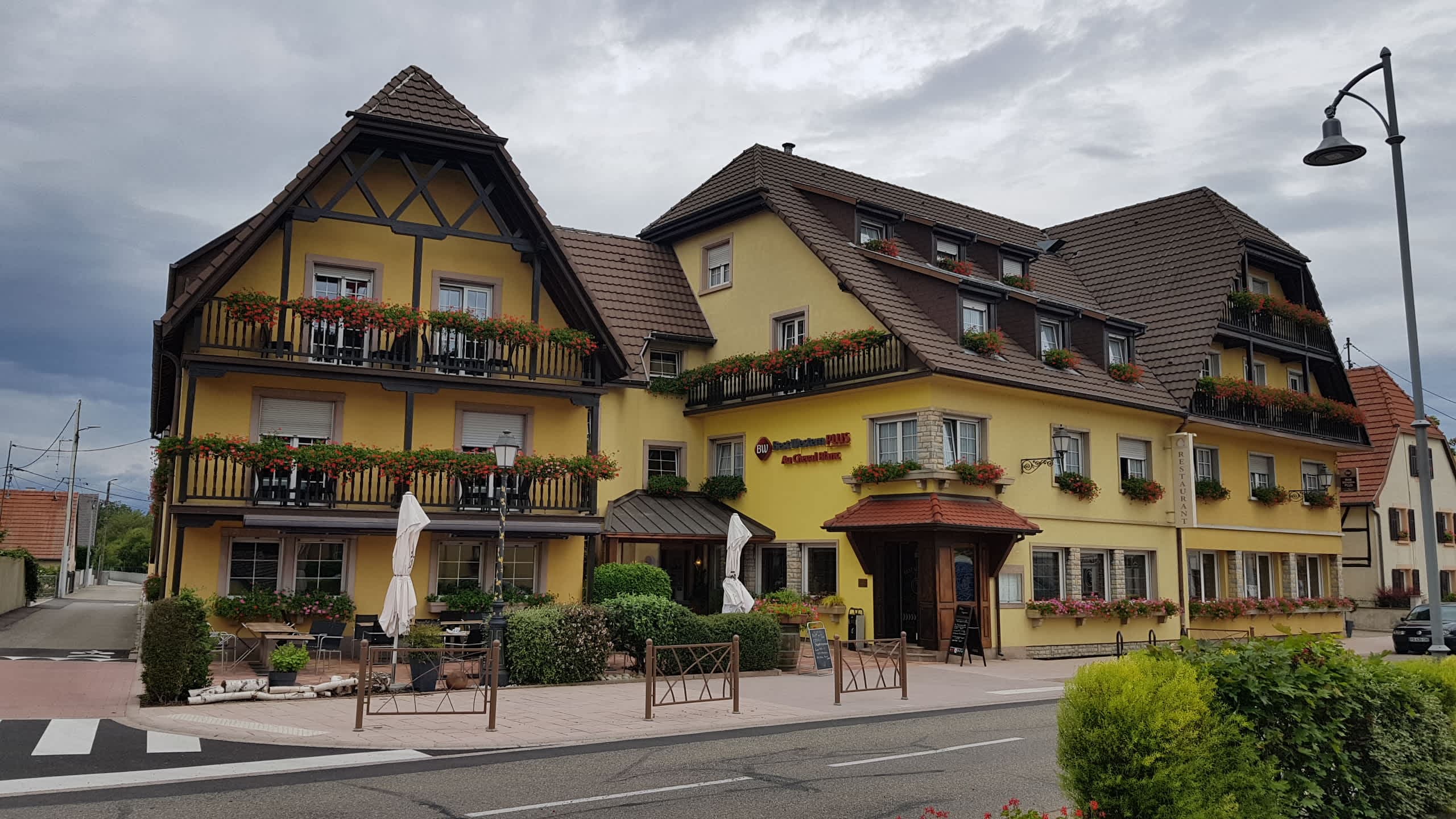 Best Western Hotel Au Cheval Blanc Mulhouse Nord Ansicht 2