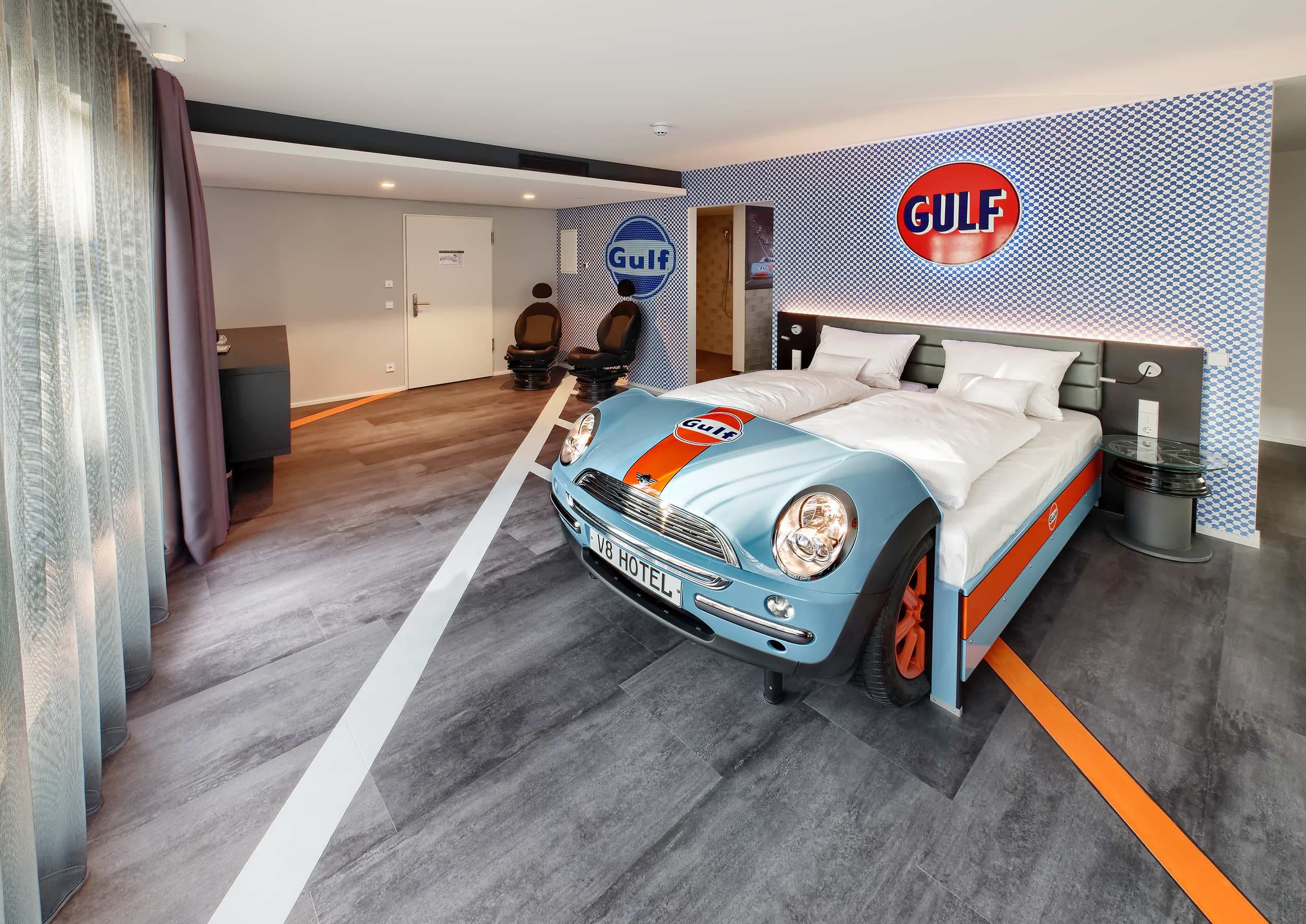 V8 Hotel Classic Motorworld Region Stuttgart Ansicht 5