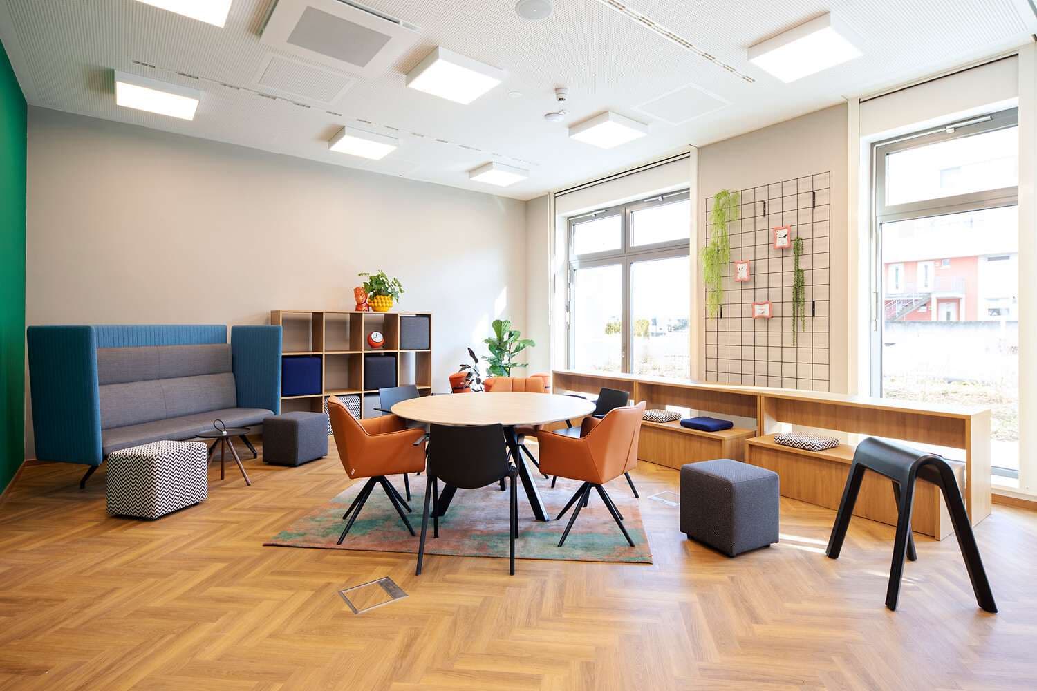 LOGINN Hotel Köln Airport Ansicht 7