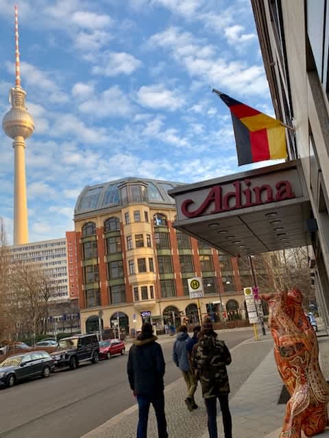 Adina Apartment Hotel Berlin Hackescher Markt Ansicht 2