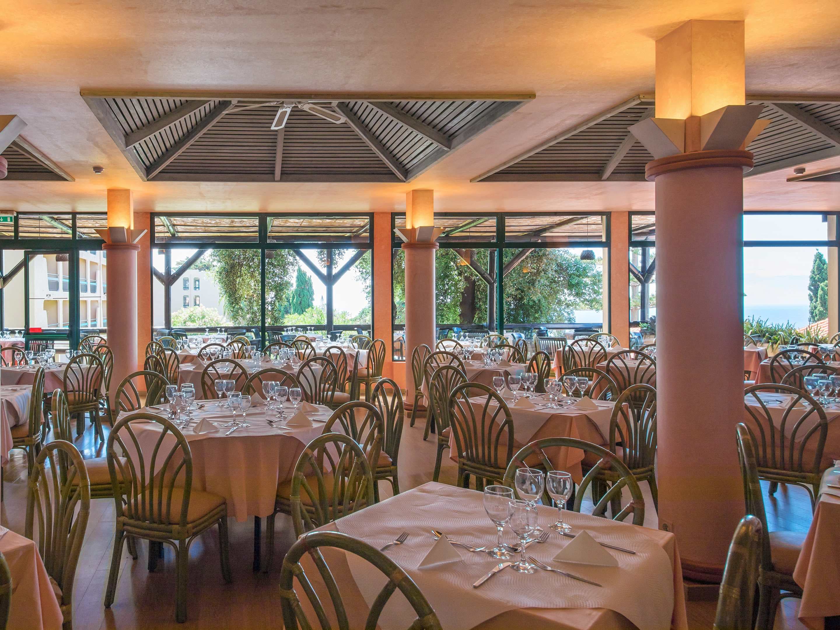 Hotel Dom Pedro Garajau Ansicht 8
