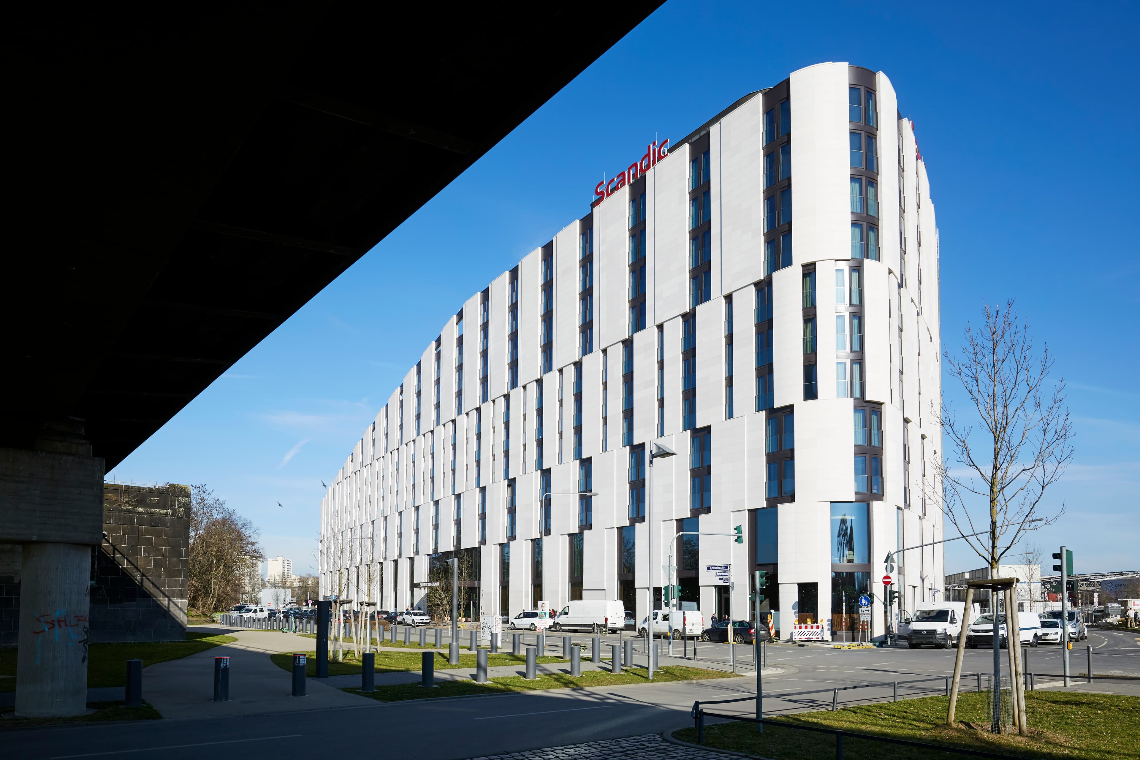 Scandic Frankfurt Hafenpark Ansicht 3