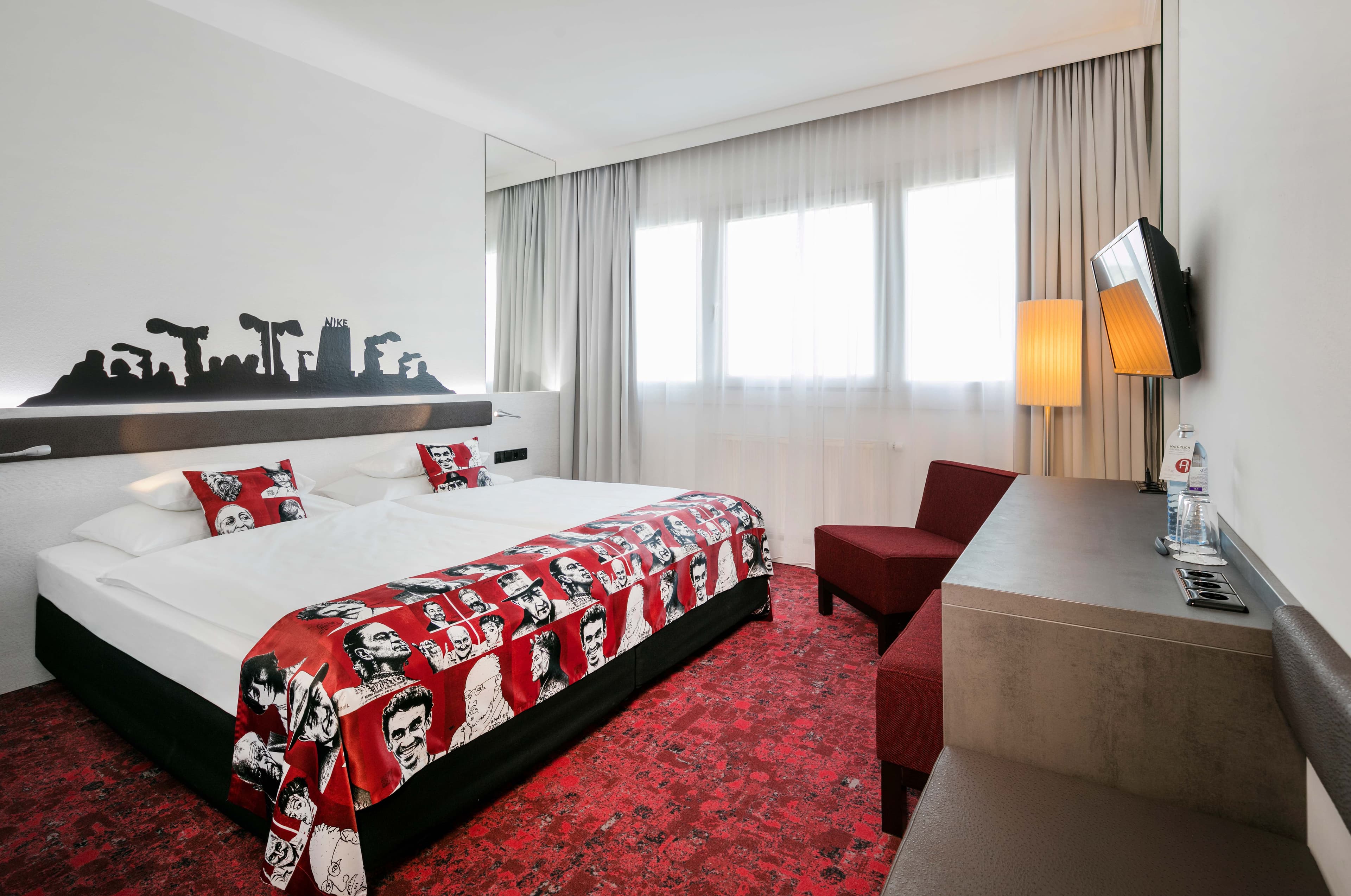 ARCOTEL Nike Ansicht 4
