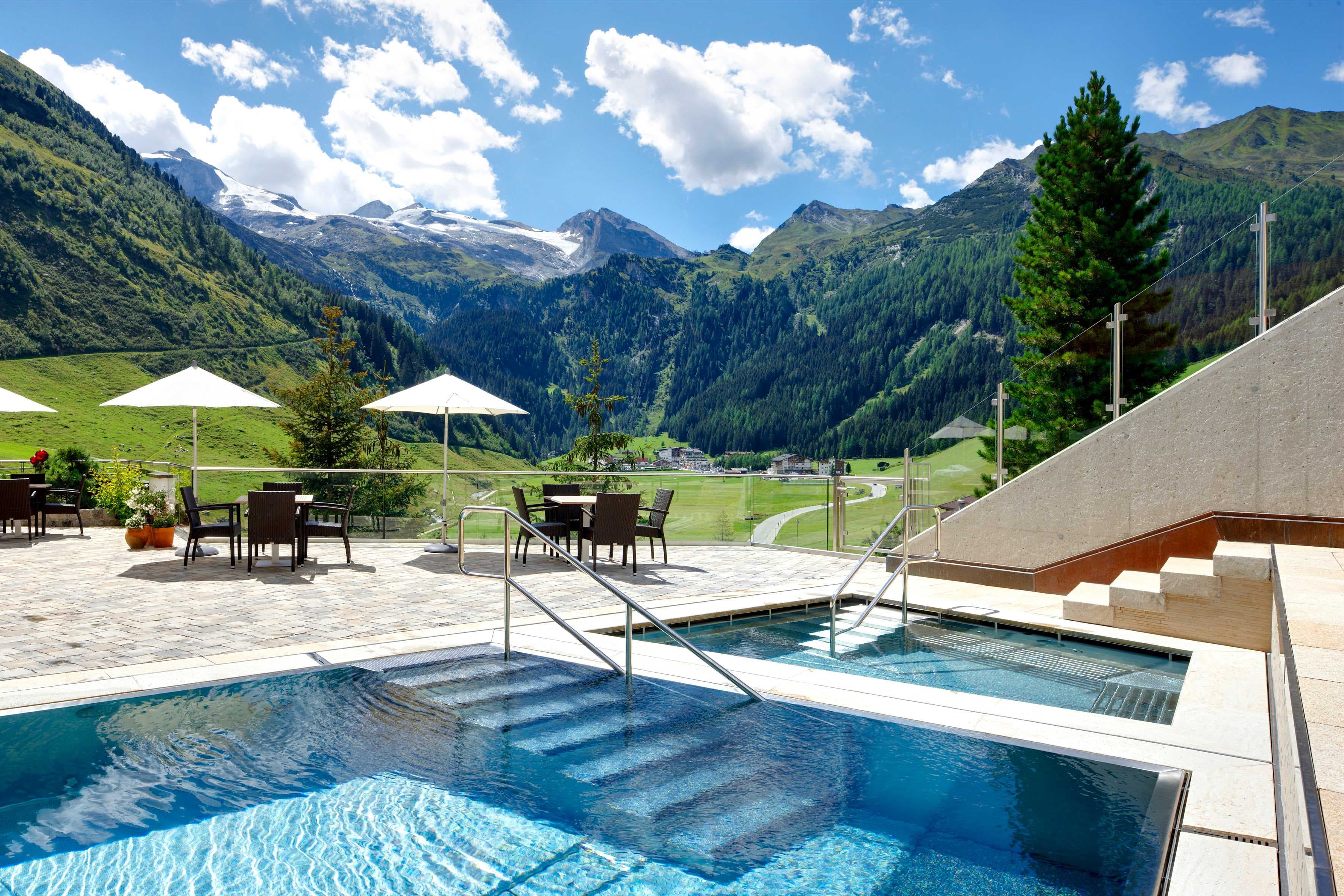 Hotel Berghof Crystal SPA & Sports Hintertux Ansicht 3