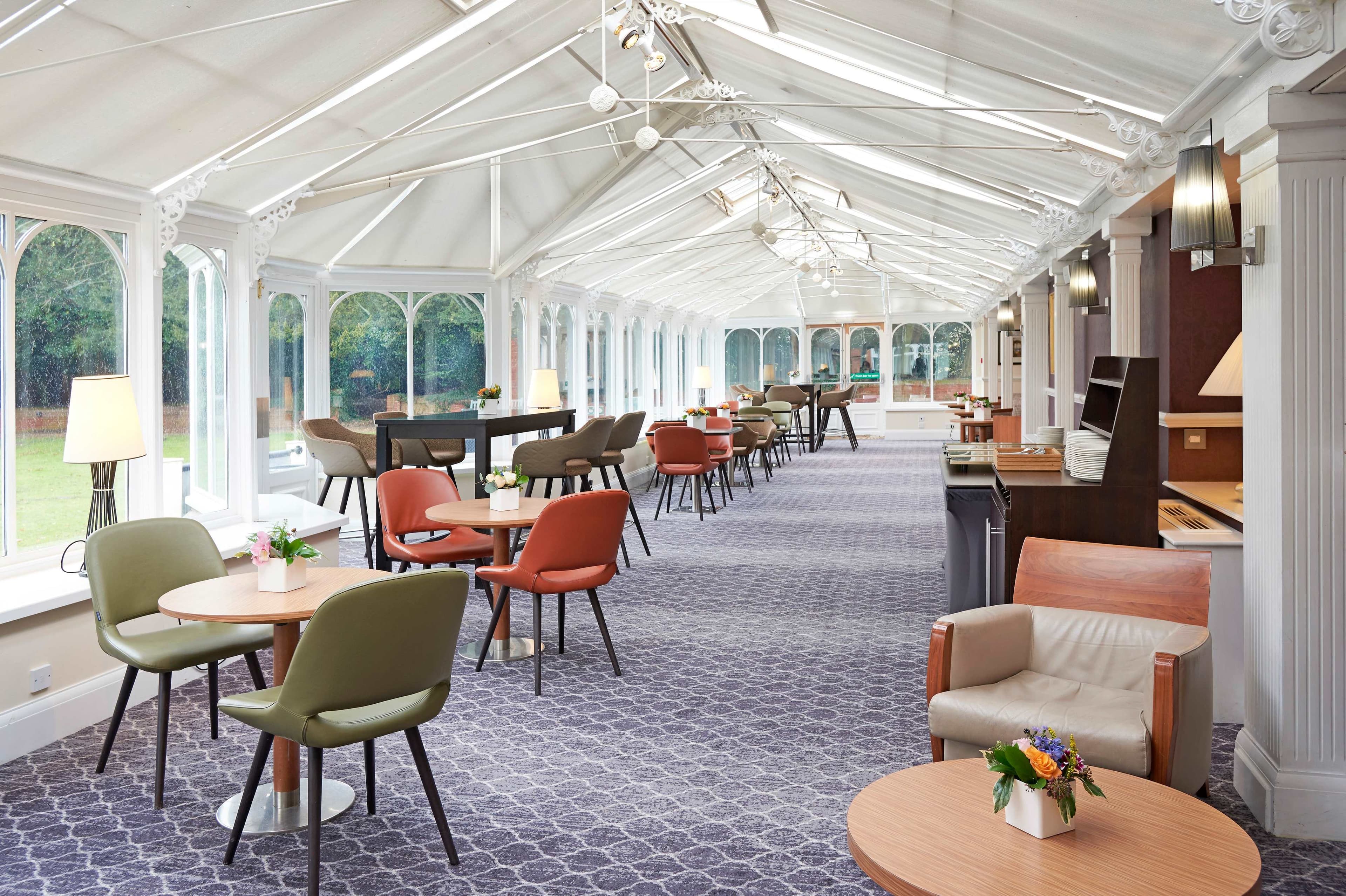 DoubleTree by Hilton St. Anne's Manor Ansicht 6