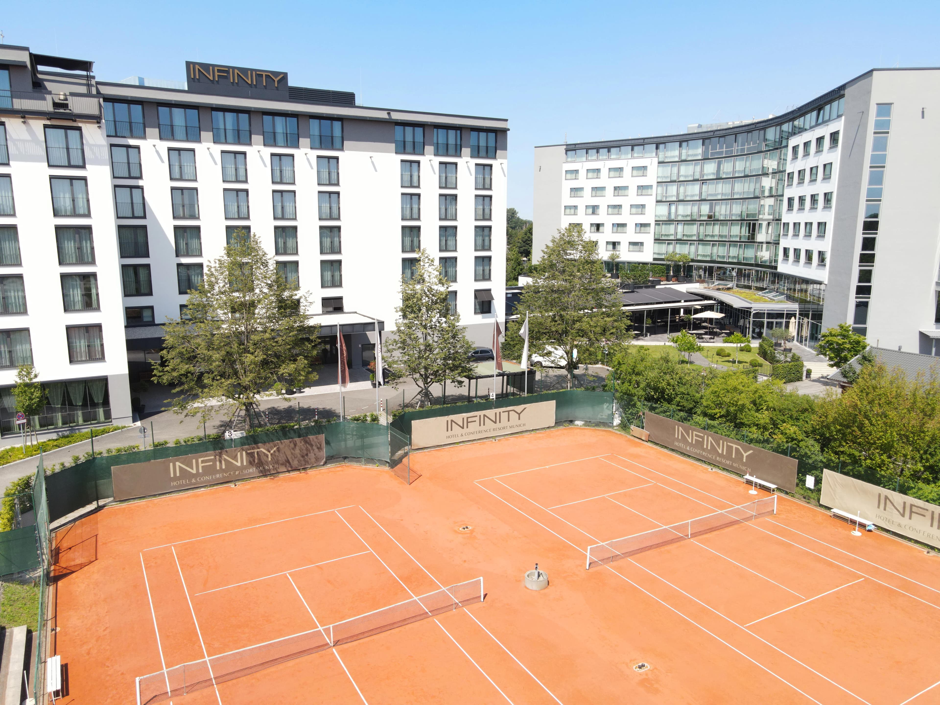 INFINITY Hotel & Conference Resort Munich Ansicht 9