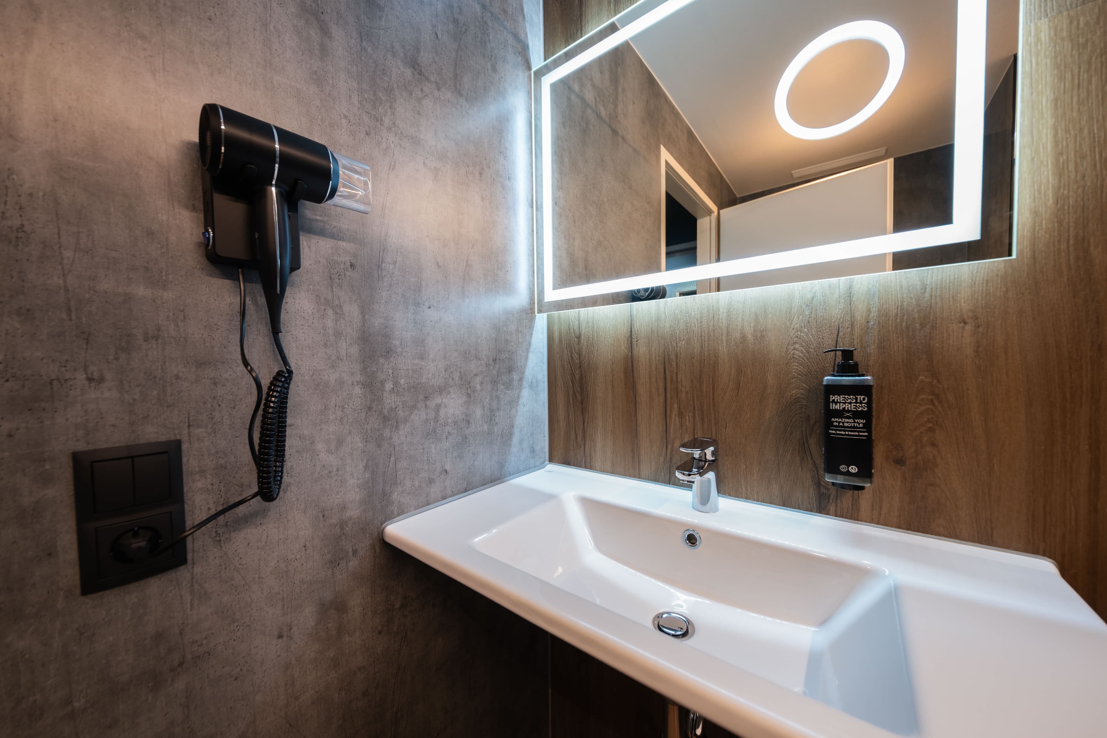 Hotel Ibis Styles Linz Ansicht 4